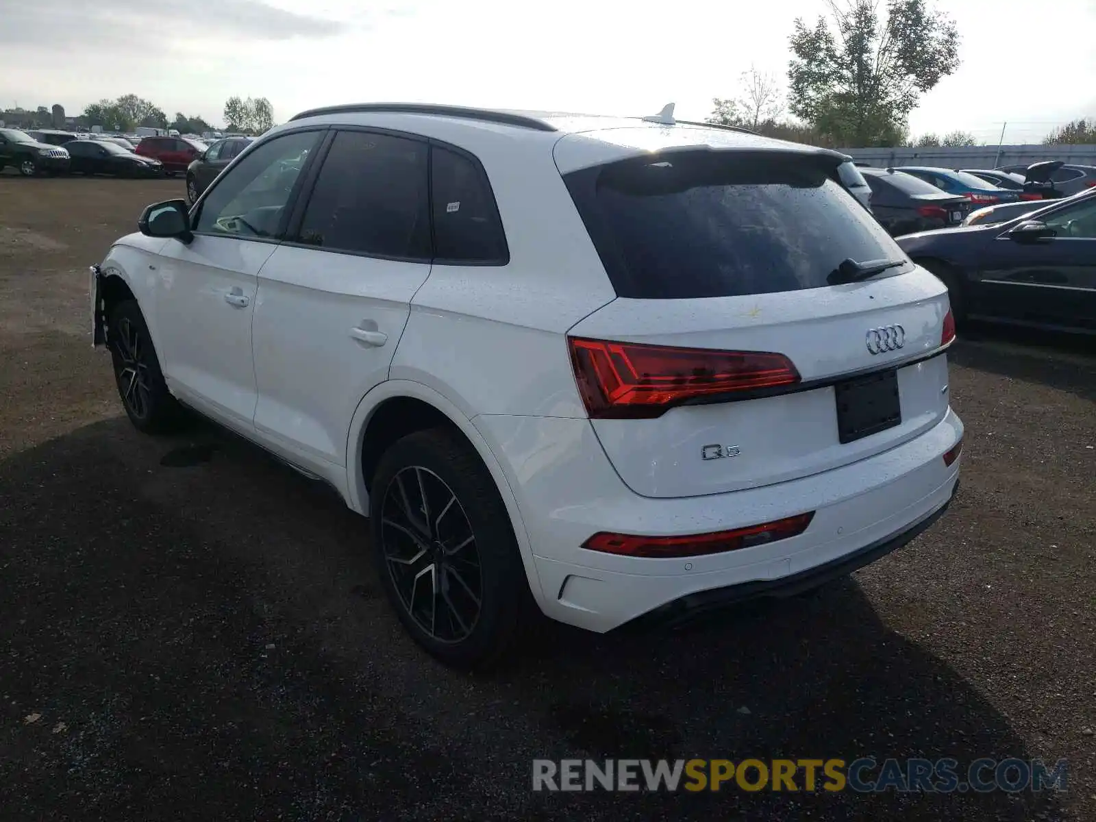 3 Фотография поврежденного автомобиля WA1EAAFY3M2082204 AUDI Q5 2021