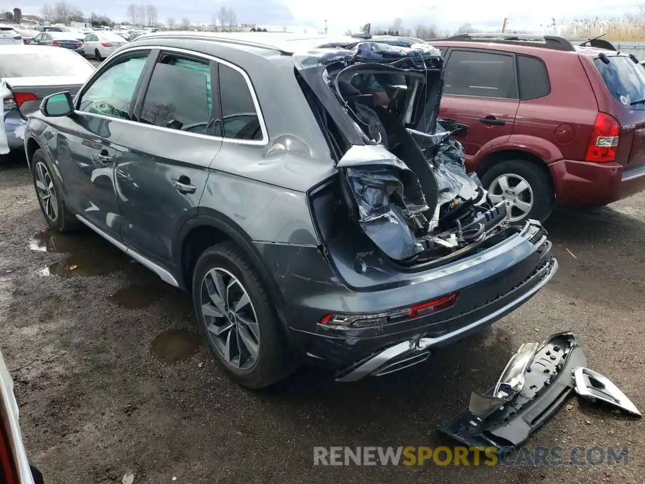 3 Photograph of a damaged car WA1EAAFY7M2107444 AUDI Q5 2021