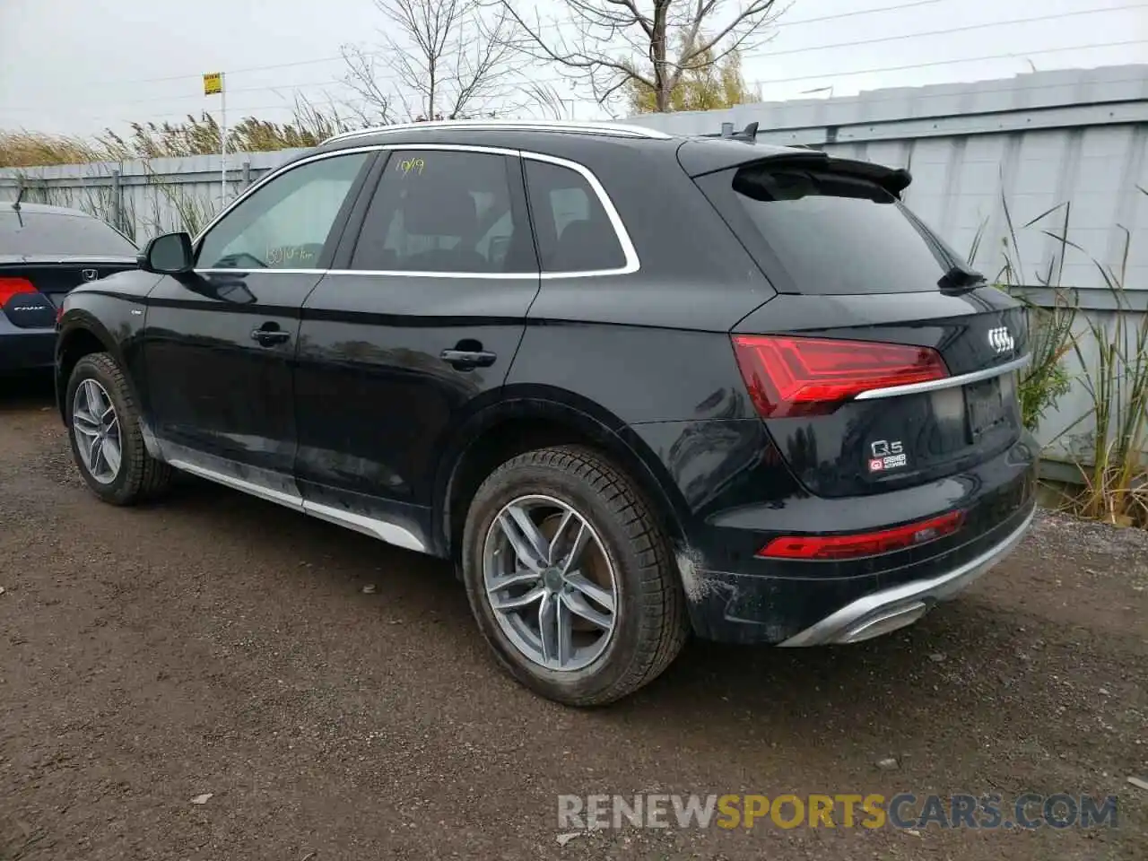 3 Photograph of a damaged car WA1EAAFY9M2026686 AUDI Q5 2021