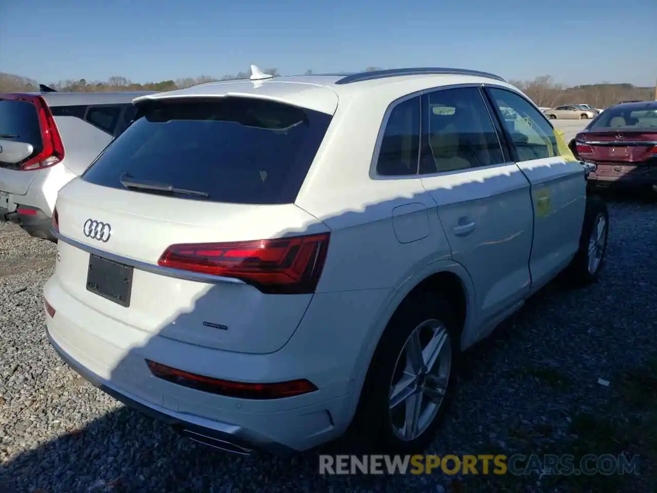 4 Photograph of a damaged car WA1F2AFY6M2065429 AUDI Q5 2021