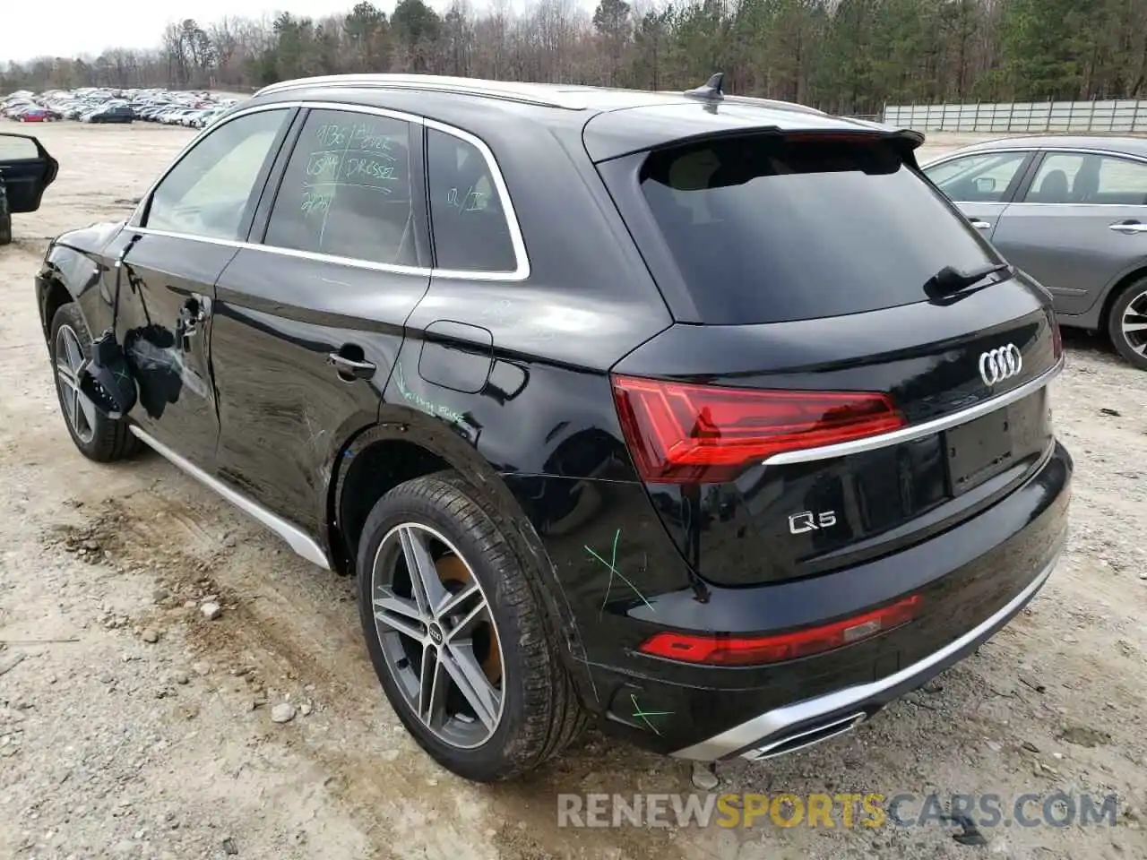 3 Photograph of a damaged car WA1F2AFYXM2044406 AUDI Q5 2021