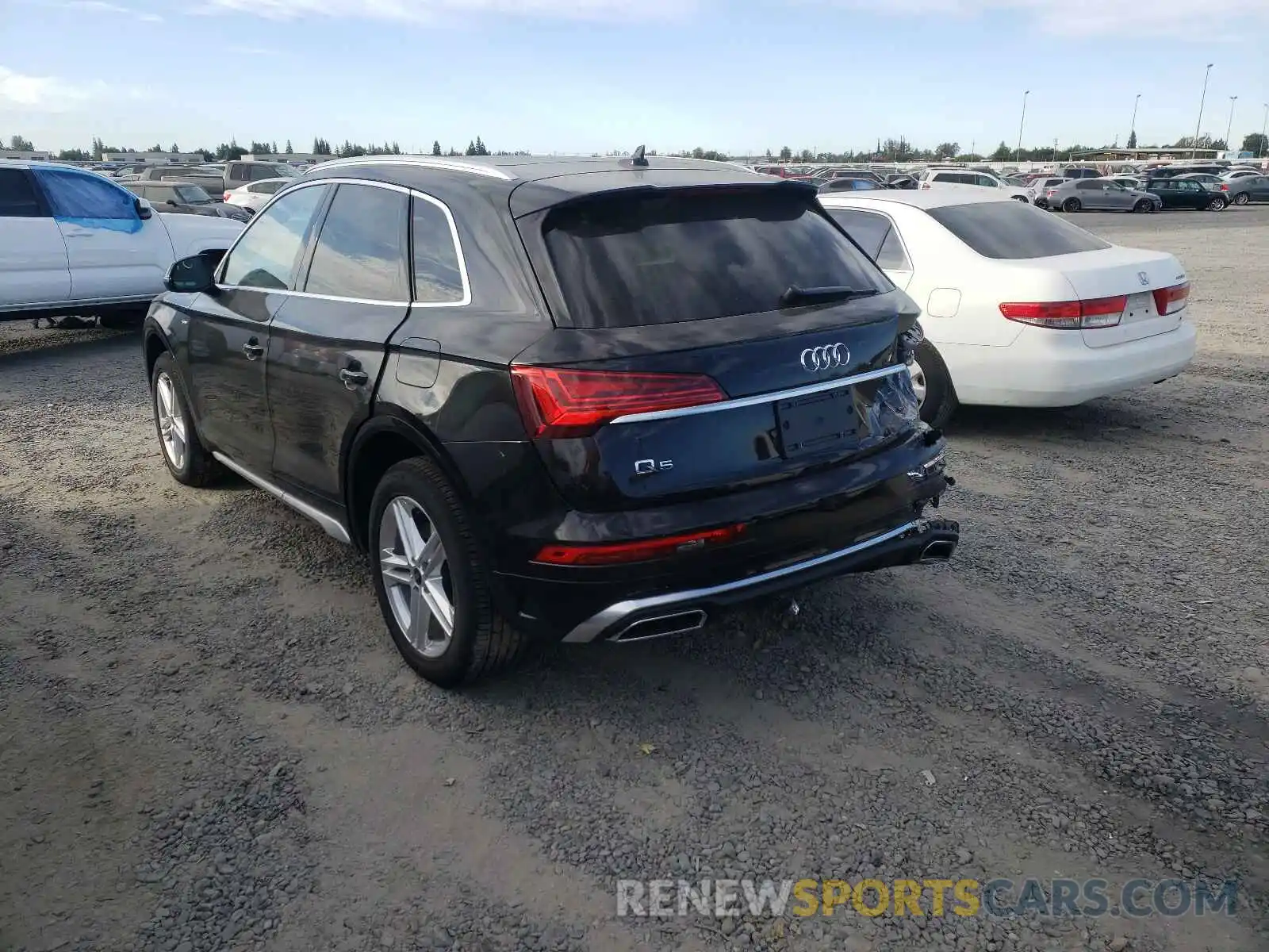 3 Фотография поврежденного автомобиля WA1F2BFY7M2047009 AUDI Q5 2021