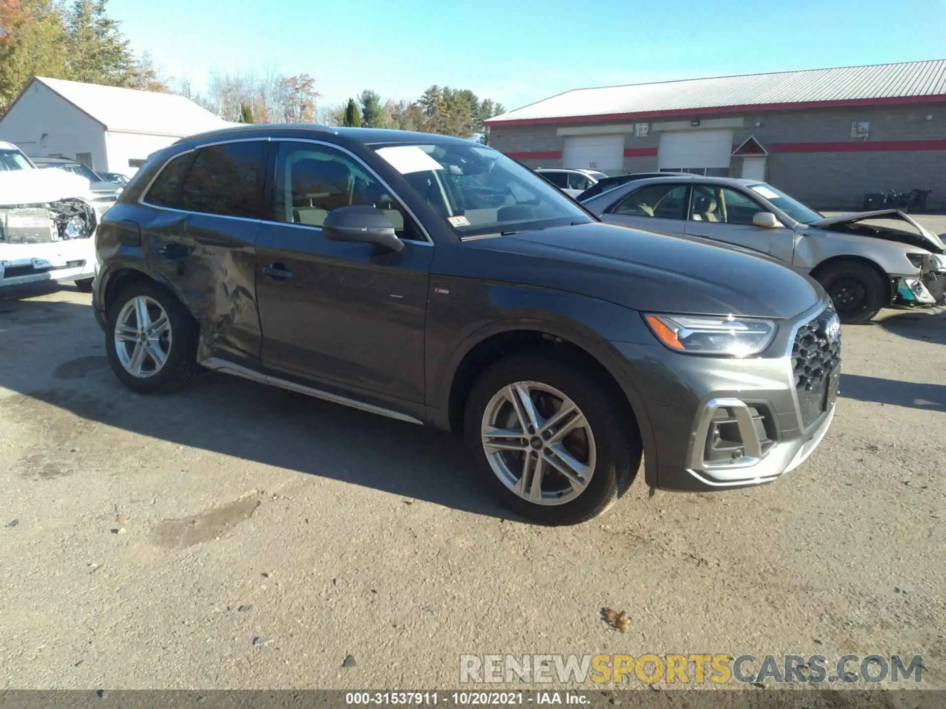 1 Photograph of a damaged car WA1G2AFY0M2048551 AUDI Q5 2021