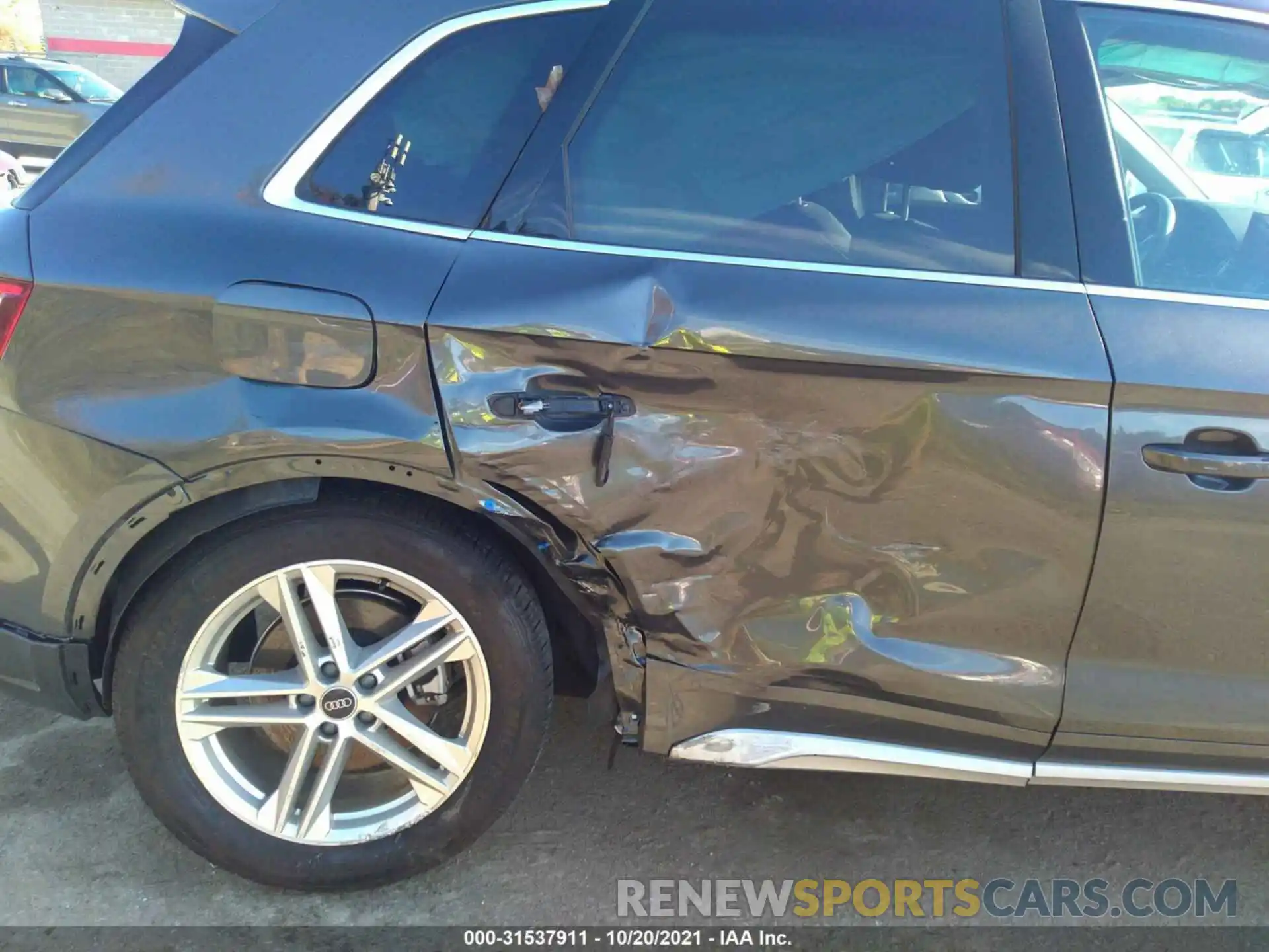 6 Photograph of a damaged car WA1G2AFY0M2048551 AUDI Q5 2021