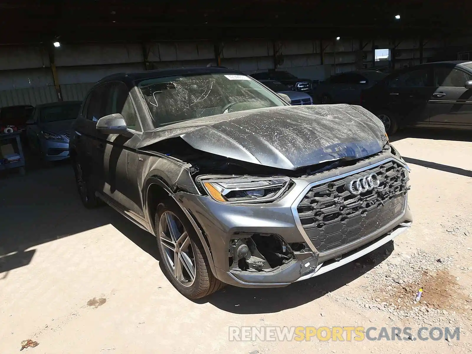 1 Photograph of a damaged car WA1G2AFY0M2049523 AUDI Q5 2021