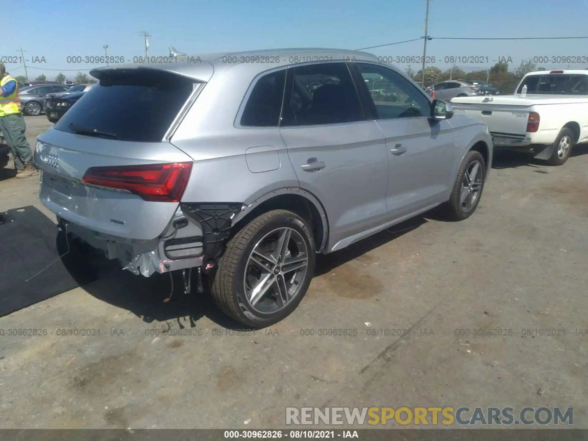 4 Фотография поврежденного автомобиля WA1G2AFY1M2051104 AUDI Q5 2021