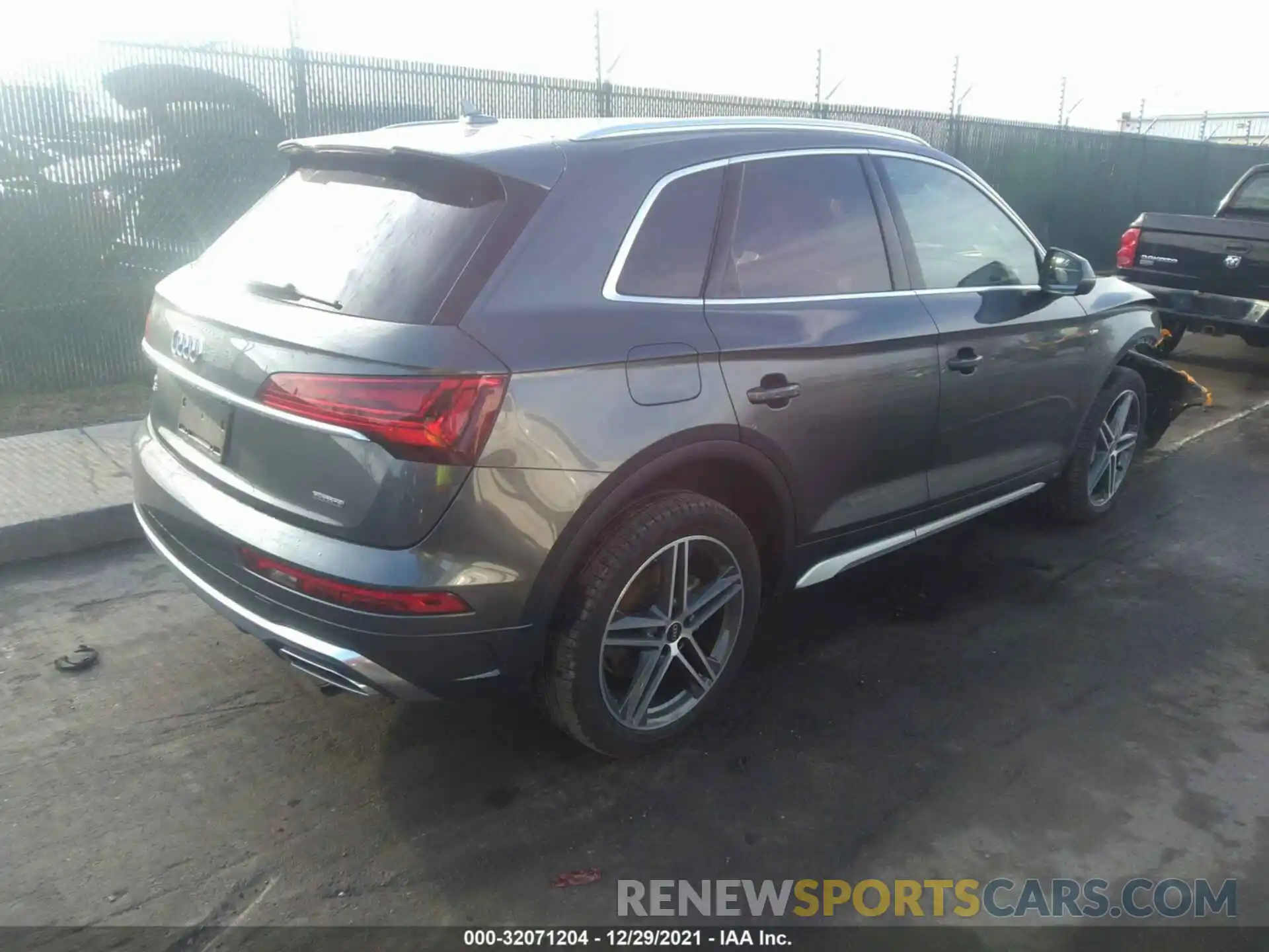 4 Фотография поврежденного автомобиля WA1G2AFY8M2022019 AUDI Q5 2021