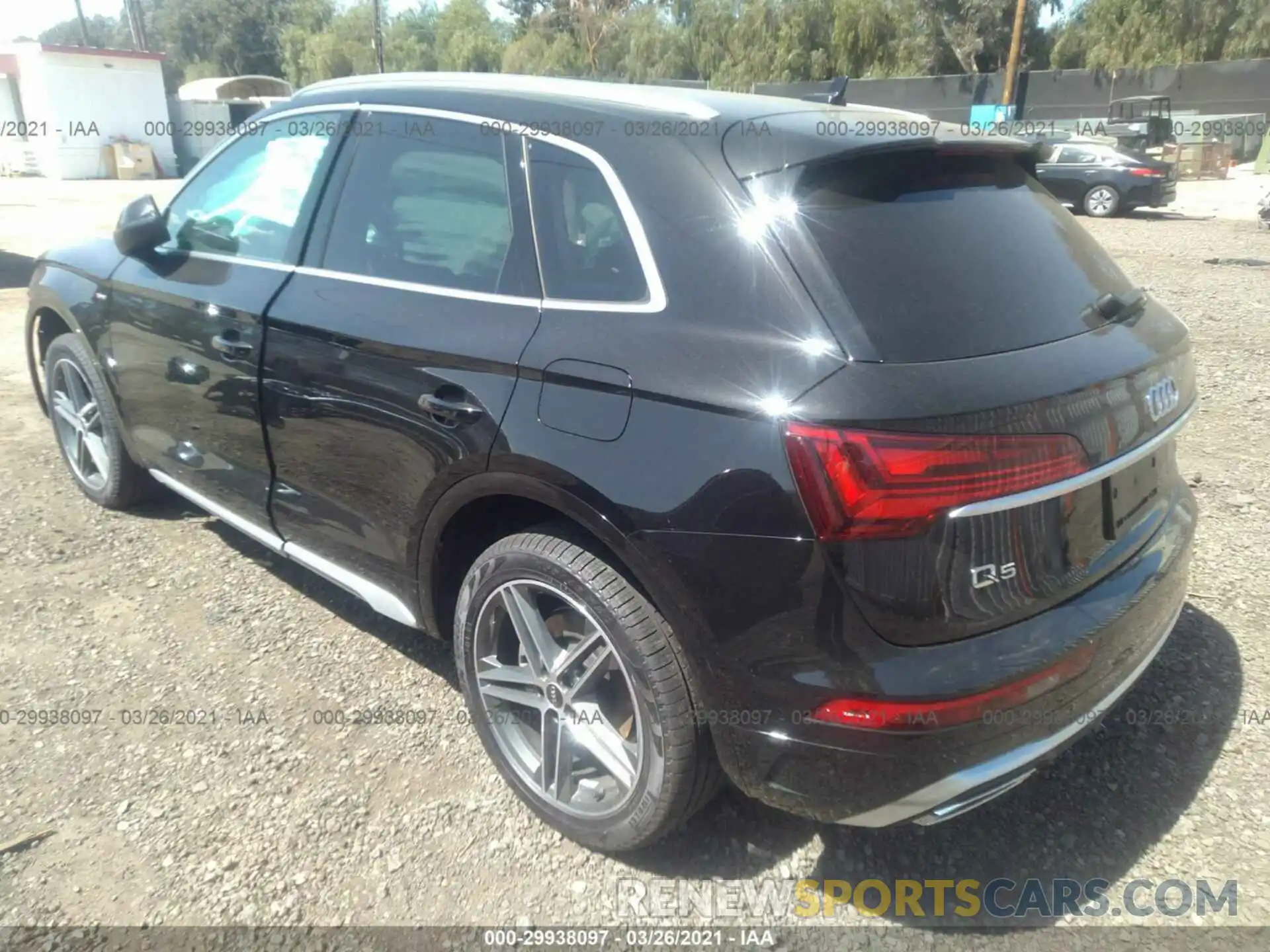 3 Фотография поврежденного автомобиля WA1G2AFY9M2042666 AUDI Q5 2021