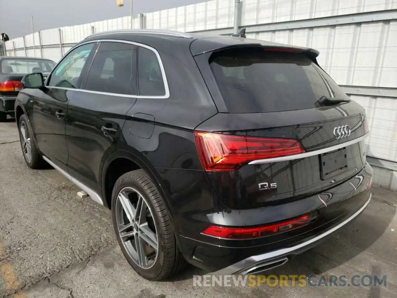 3 Фотография поврежденного автомобиля WA1G2AFY9M2043929 AUDI Q5 2021