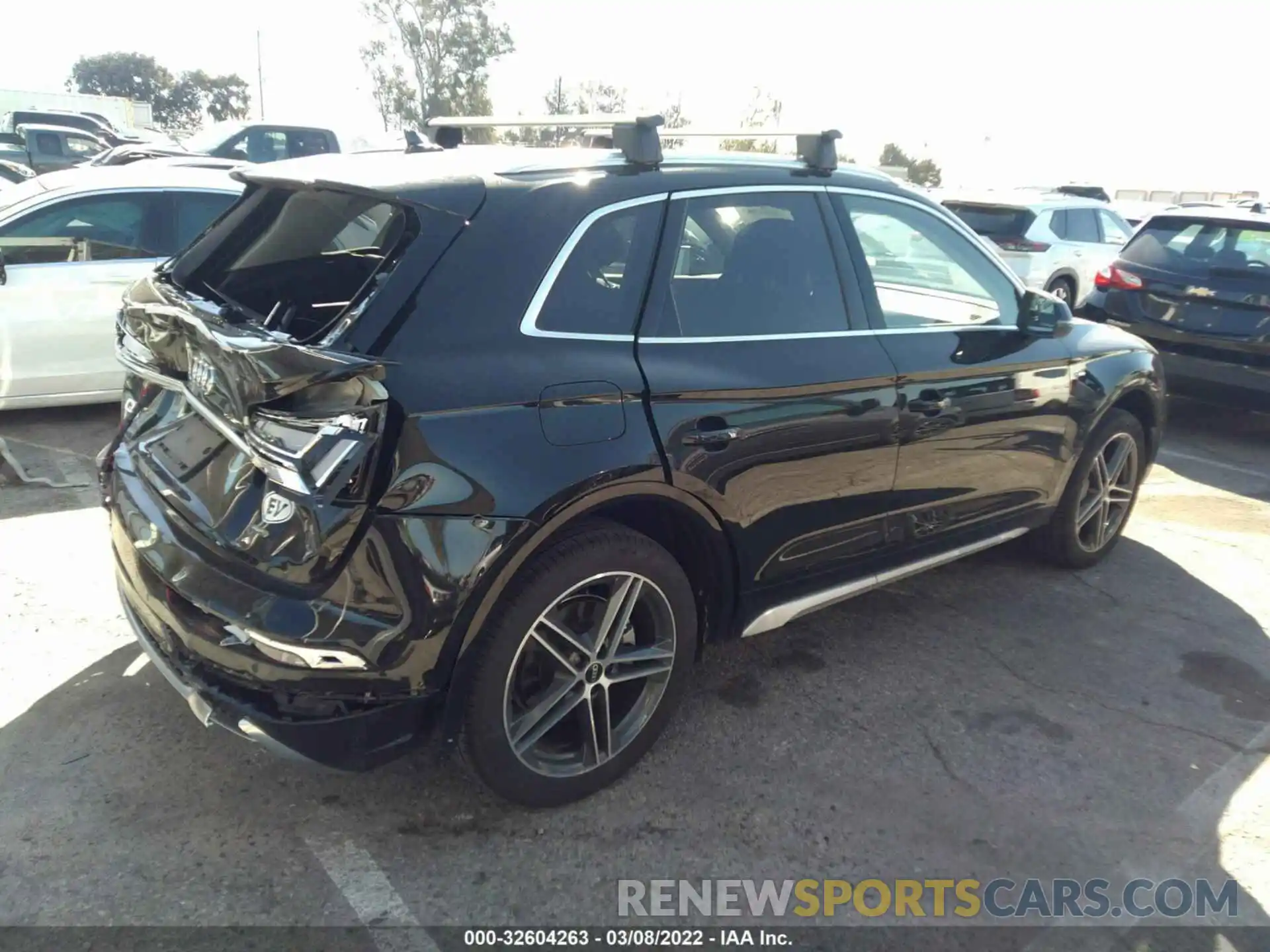 4 Photograph of a damaged car WA1G2AFYXM2045026 AUDI Q5 2021