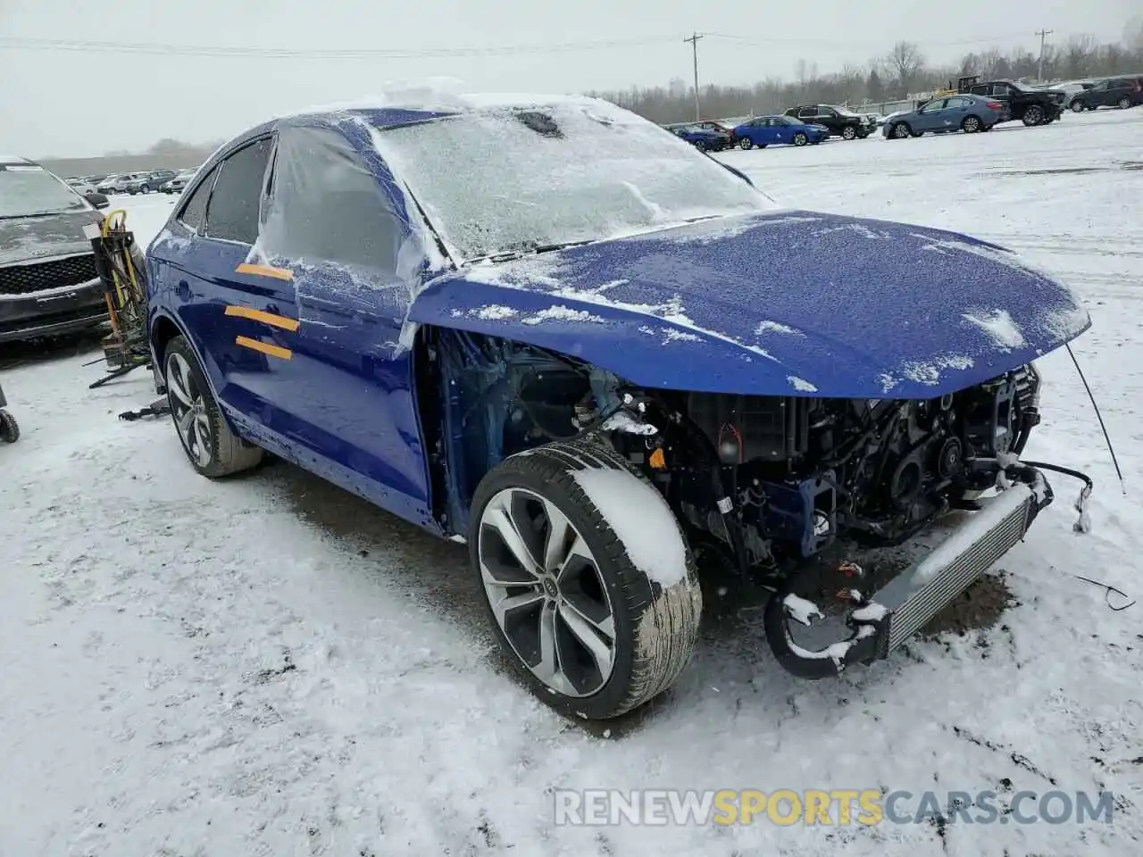 4 Photograph of a damaged car WA15AAFY7N2120535 AUDI Q5 2022