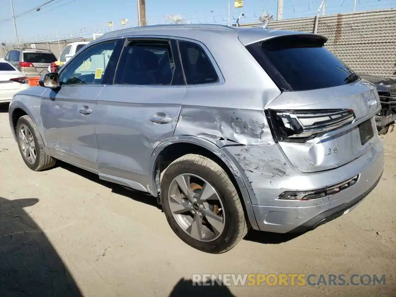 3 Photograph of a damaged car WA1BBAFY6N2088385 AUDI Q5 2022