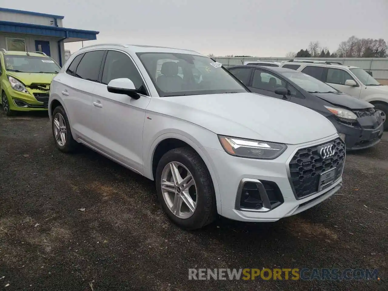 1 Photograph of a damaged car WA1E2AFY4N2017960 AUDI Q5 2022