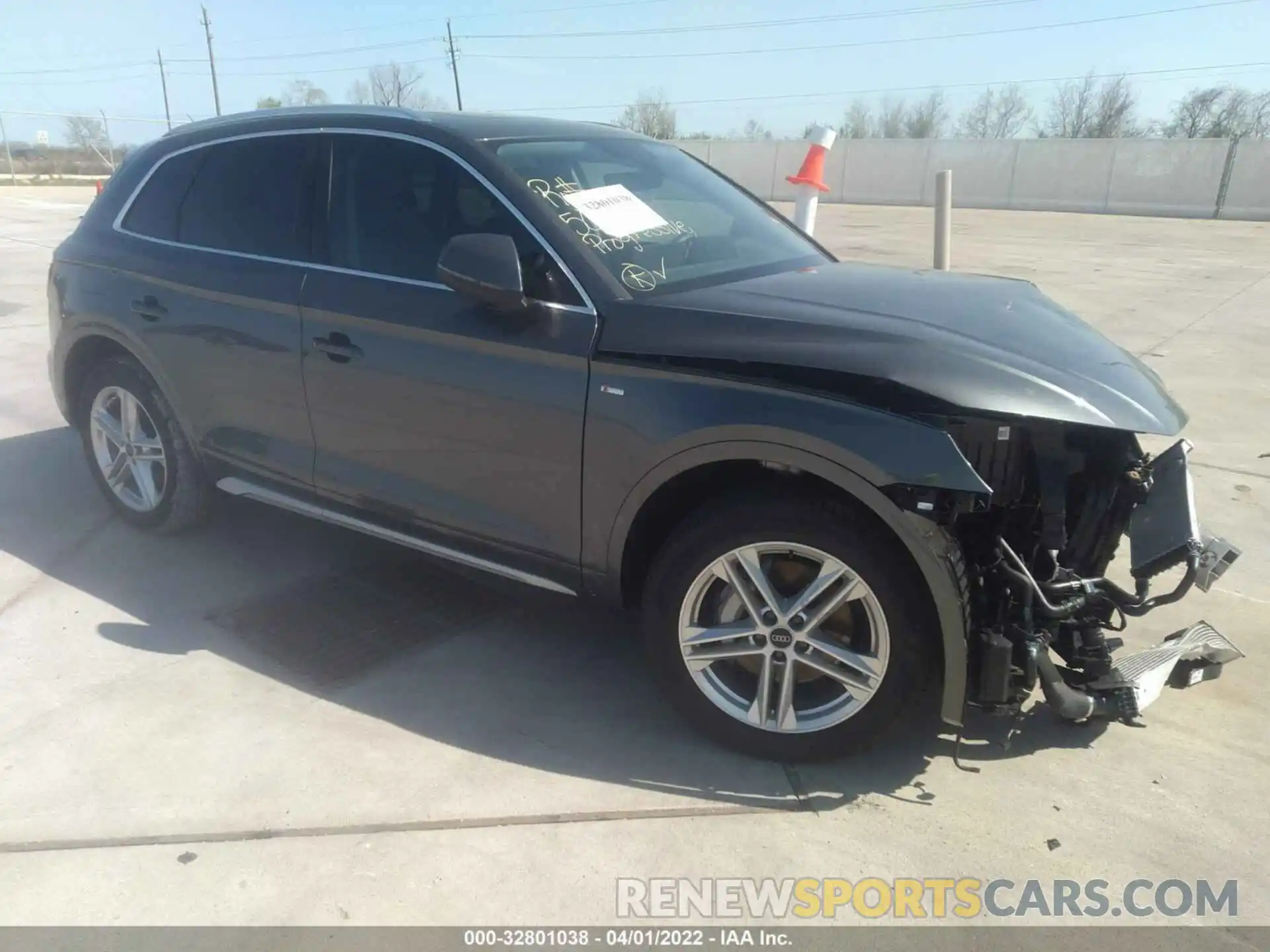 1 Photograph of a damaged car WA1E2AFY5N2017272 AUDI Q5 2022