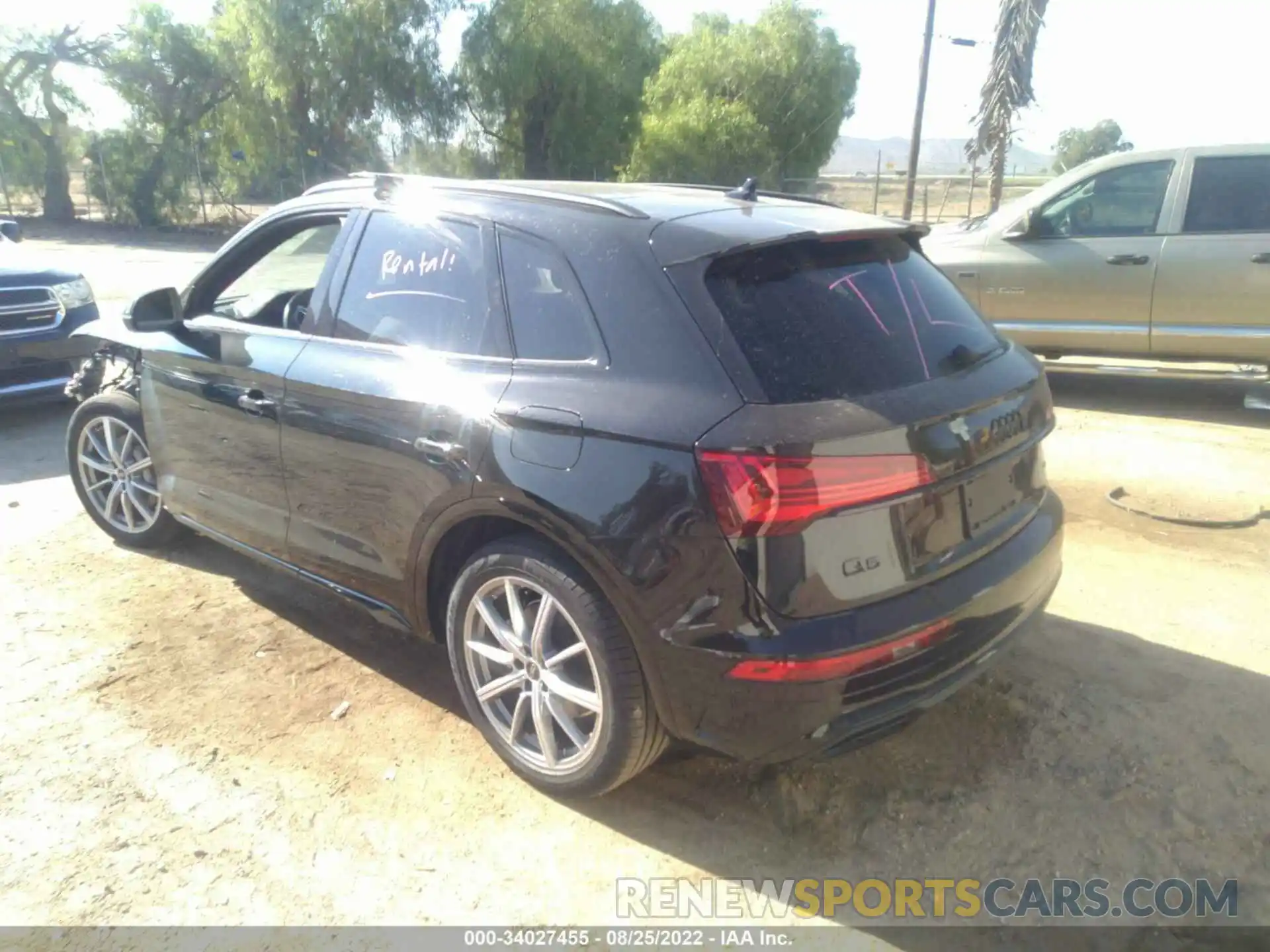 3 Photograph of a damaged car WA1E2AFY5N2073955 AUDI Q5 2022