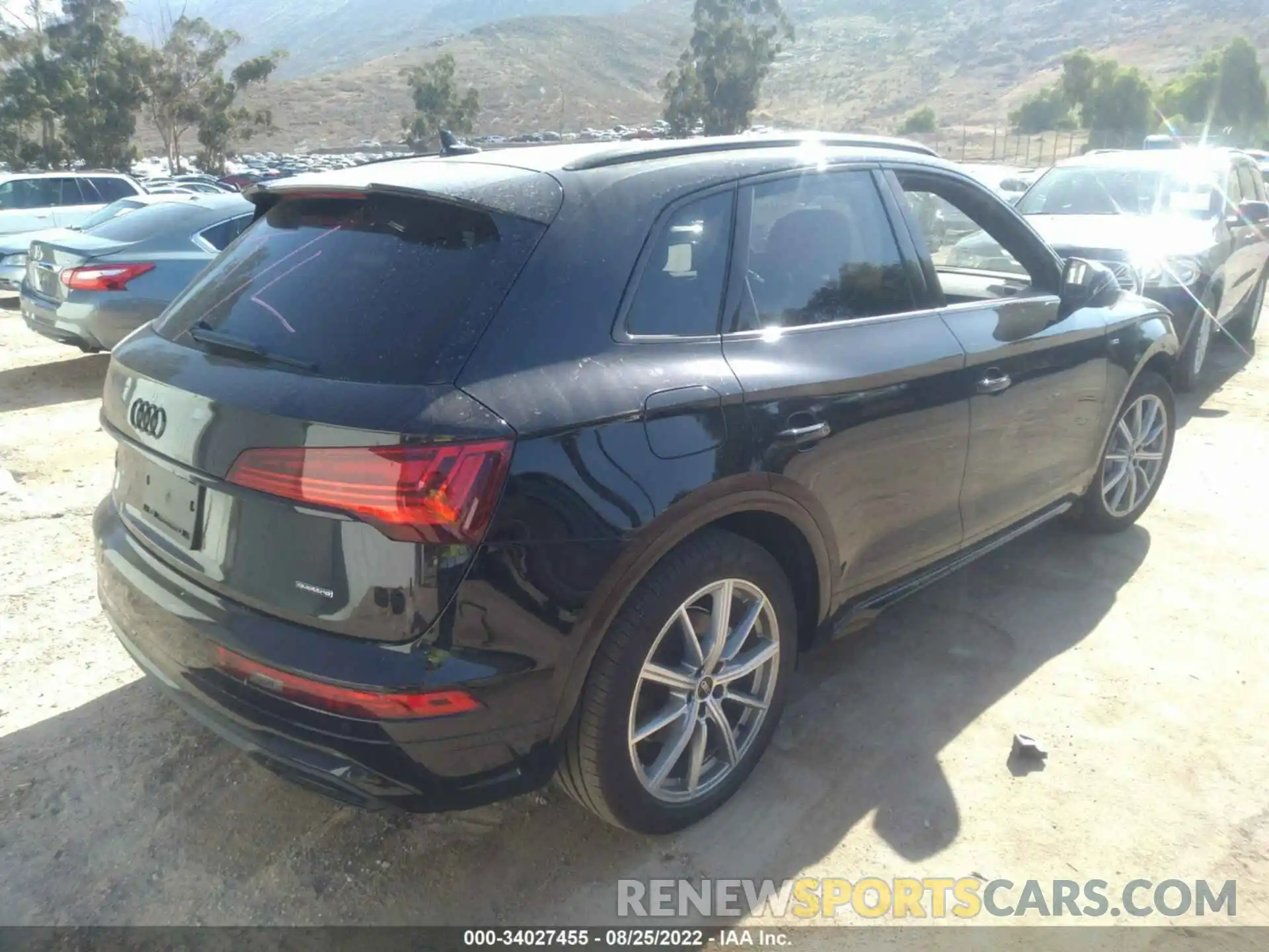 4 Photograph of a damaged car WA1E2AFY5N2073955 AUDI Q5 2022