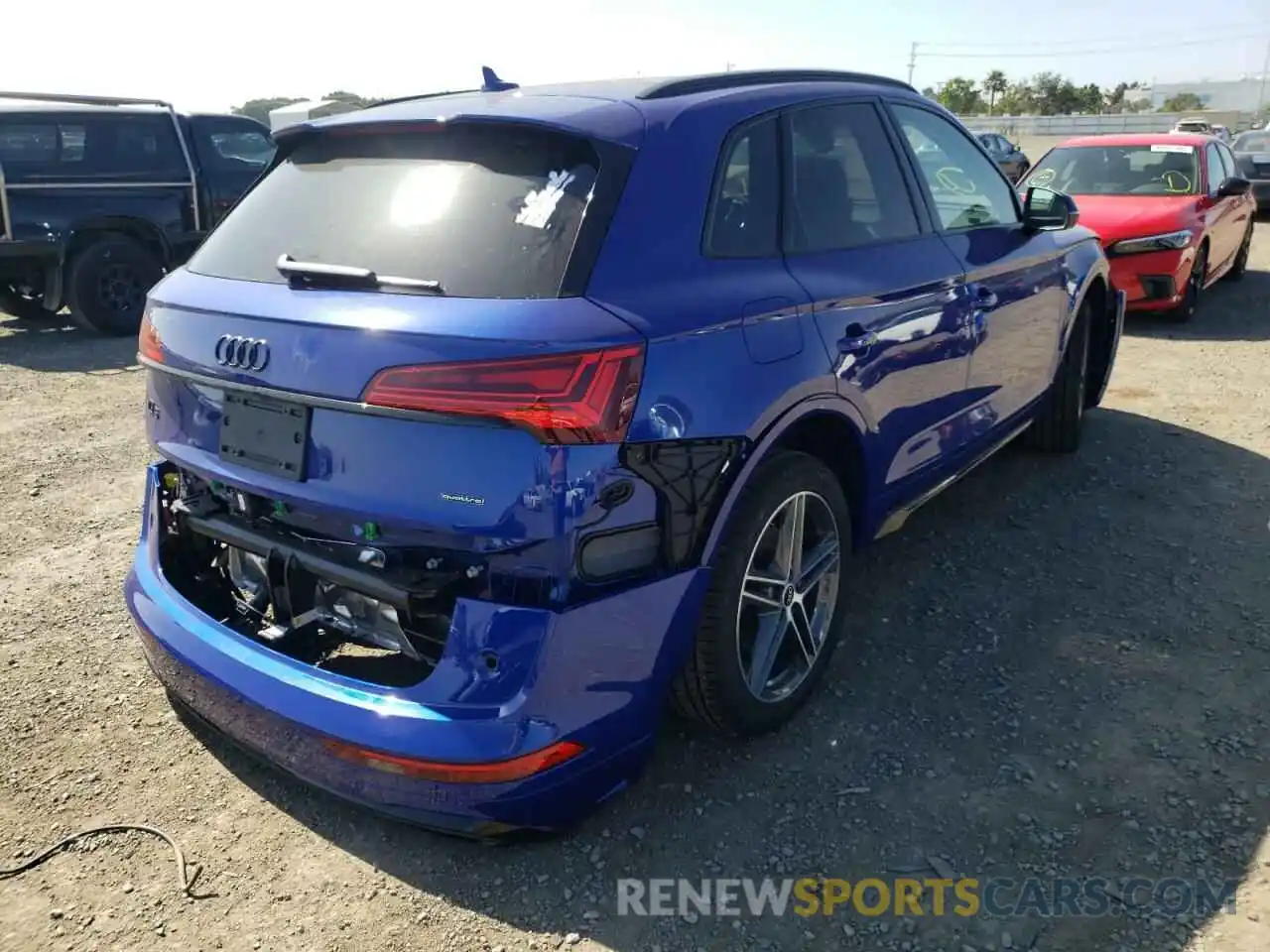 4 Photograph of a damaged car WA1E2AFY8N2061637 AUDI Q5 2022