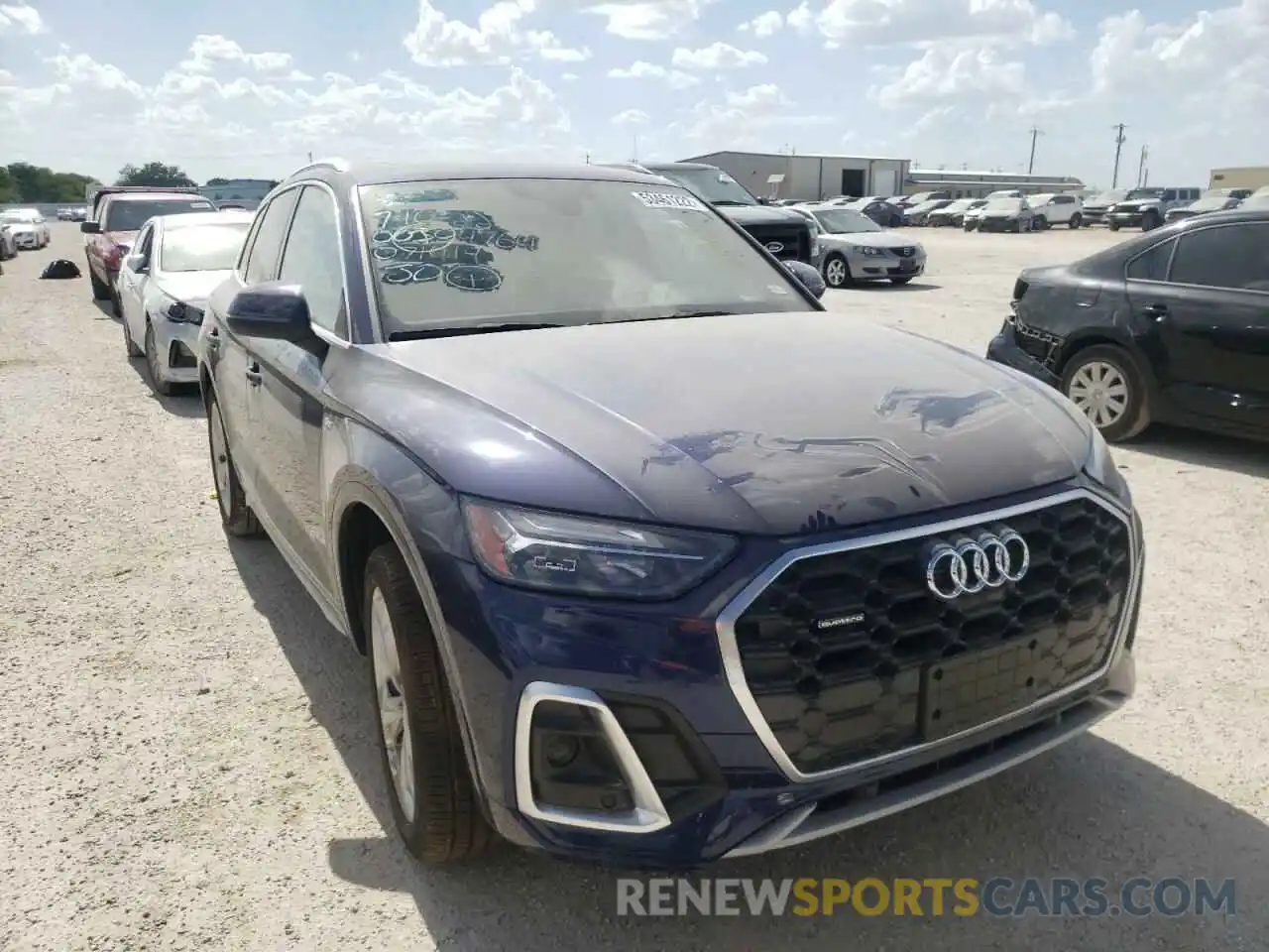 1 Photograph of a damaged car WA1EAAFY0N2071419 AUDI Q5 2022