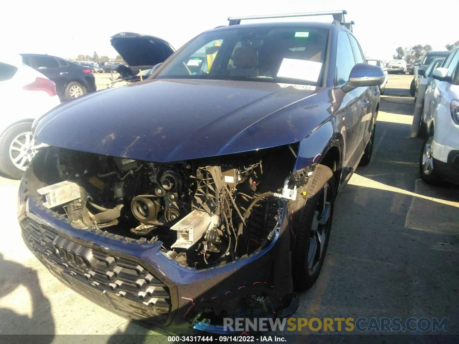 2 Photograph of a damaged car WA1EAAFY1N2042706 AUDI Q5 2022