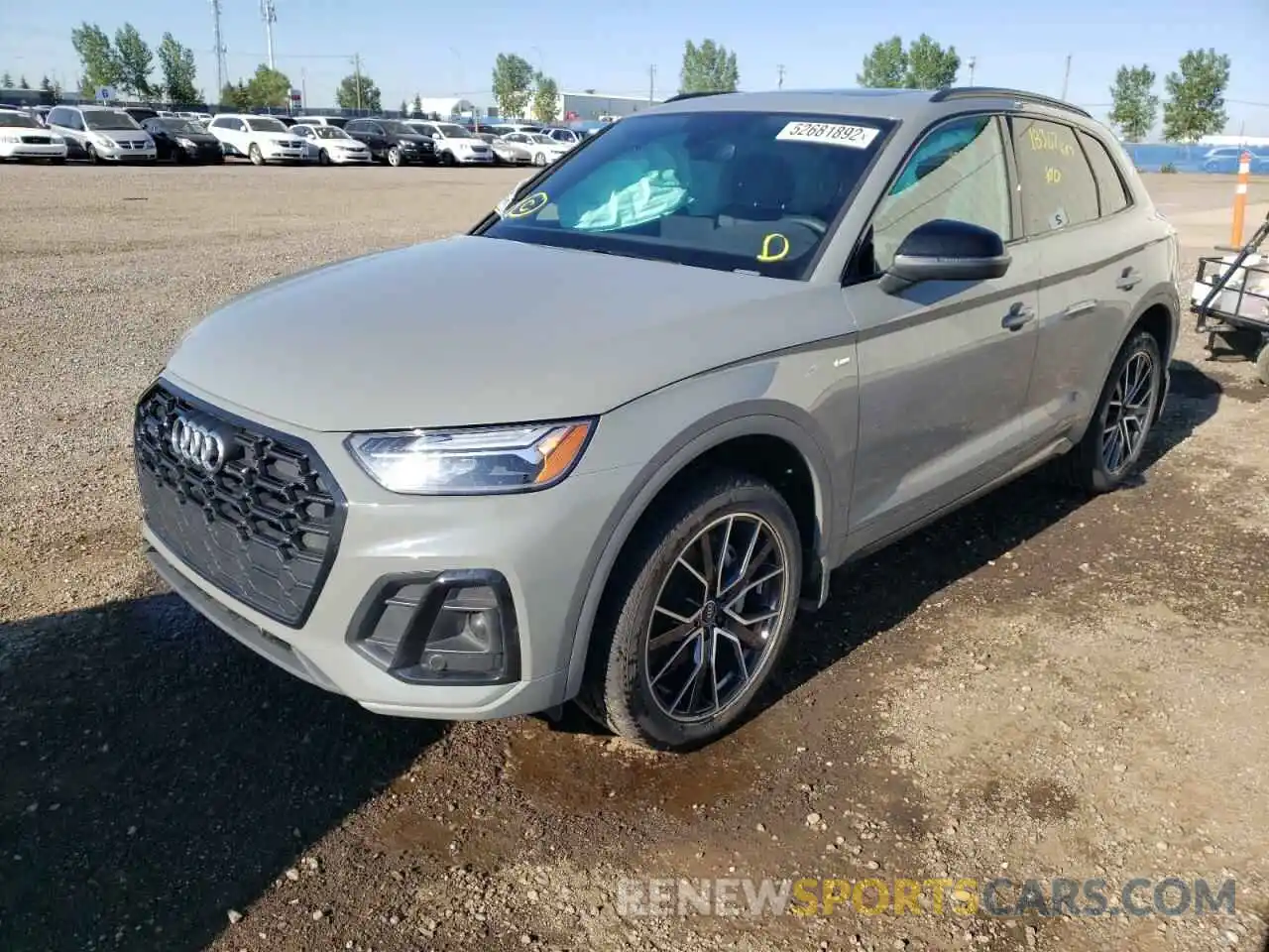 2 Photograph of a damaged car WA1EAAFY4N2022496 AUDI Q5 2022