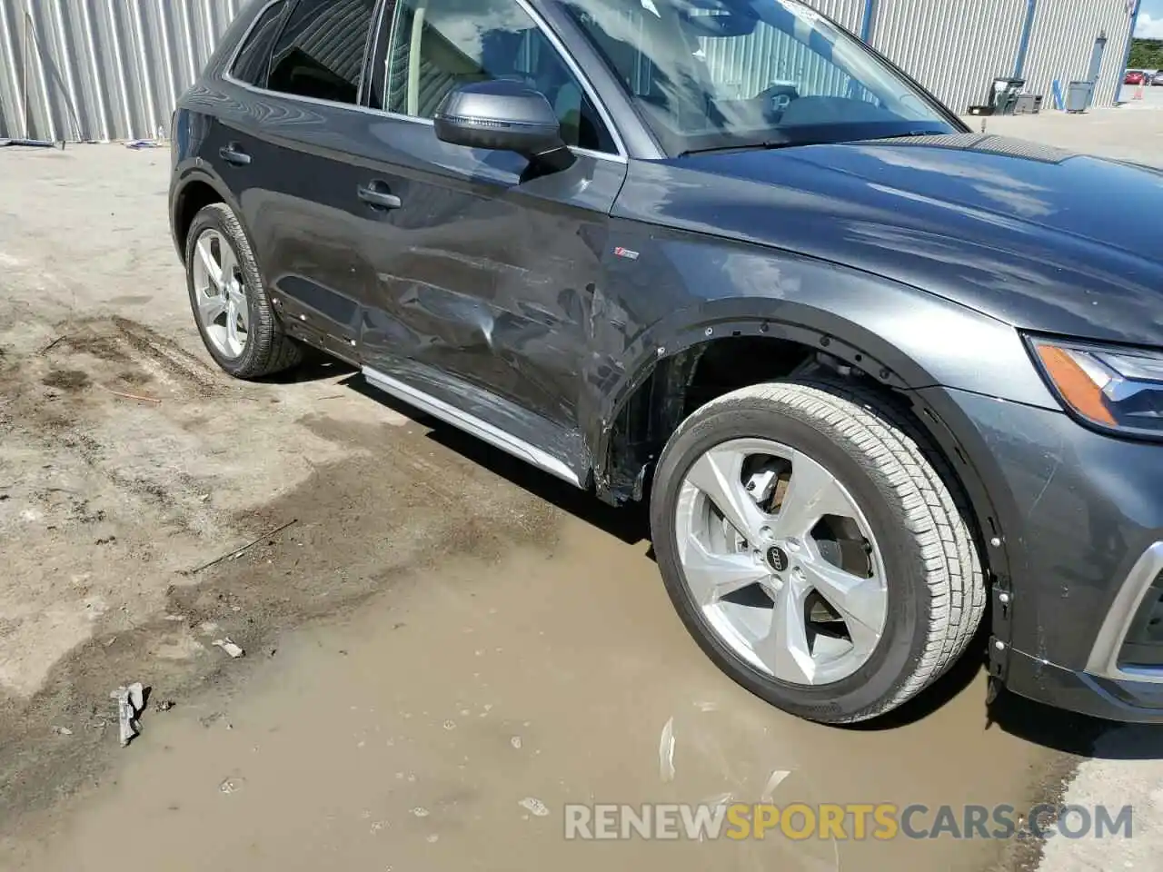 9 Фотография поврежденного автомобиля WA1EAAFY4N2092130 AUDI Q5 2022