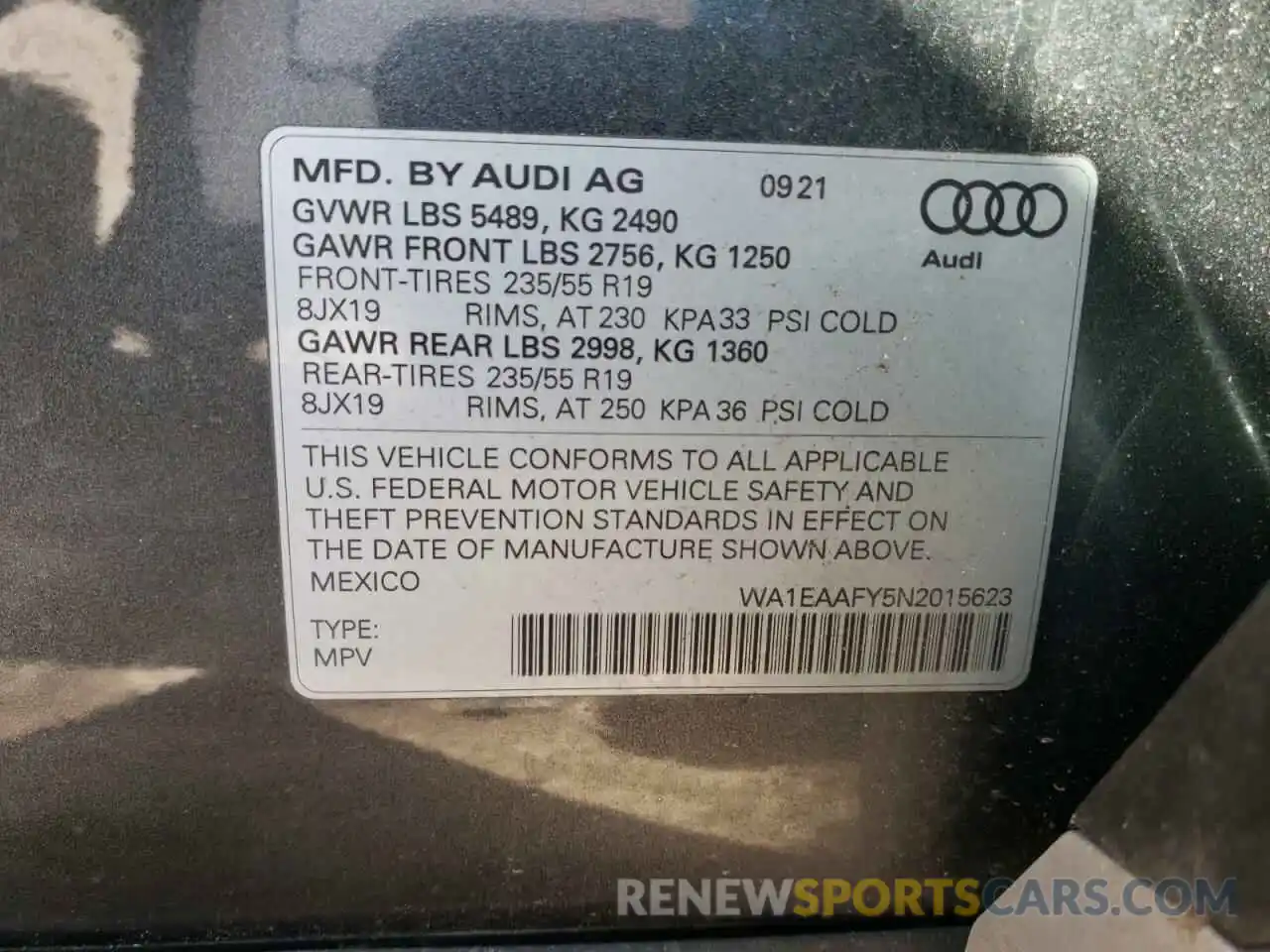 13 Photograph of a damaged car WA1EAAFY5N2015623 AUDI Q5 2022