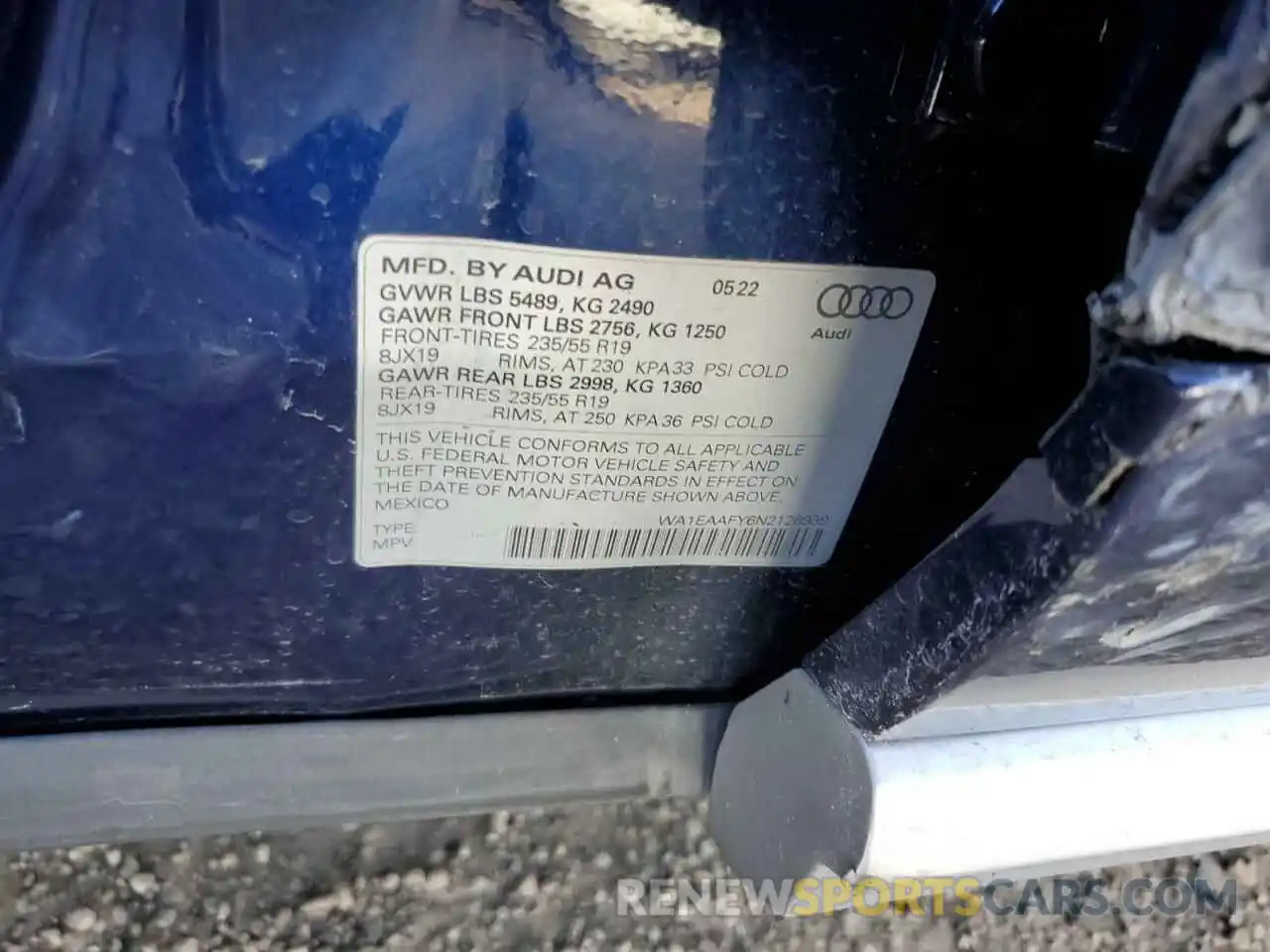 12 Photograph of a damaged car WA1EAAFY6N2126939 AUDI Q5 2022