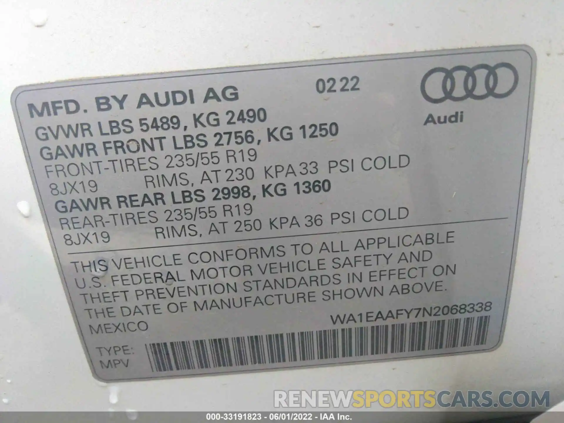 9 Photograph of a damaged car WA1EAAFY7N2068338 AUDI Q5 2022