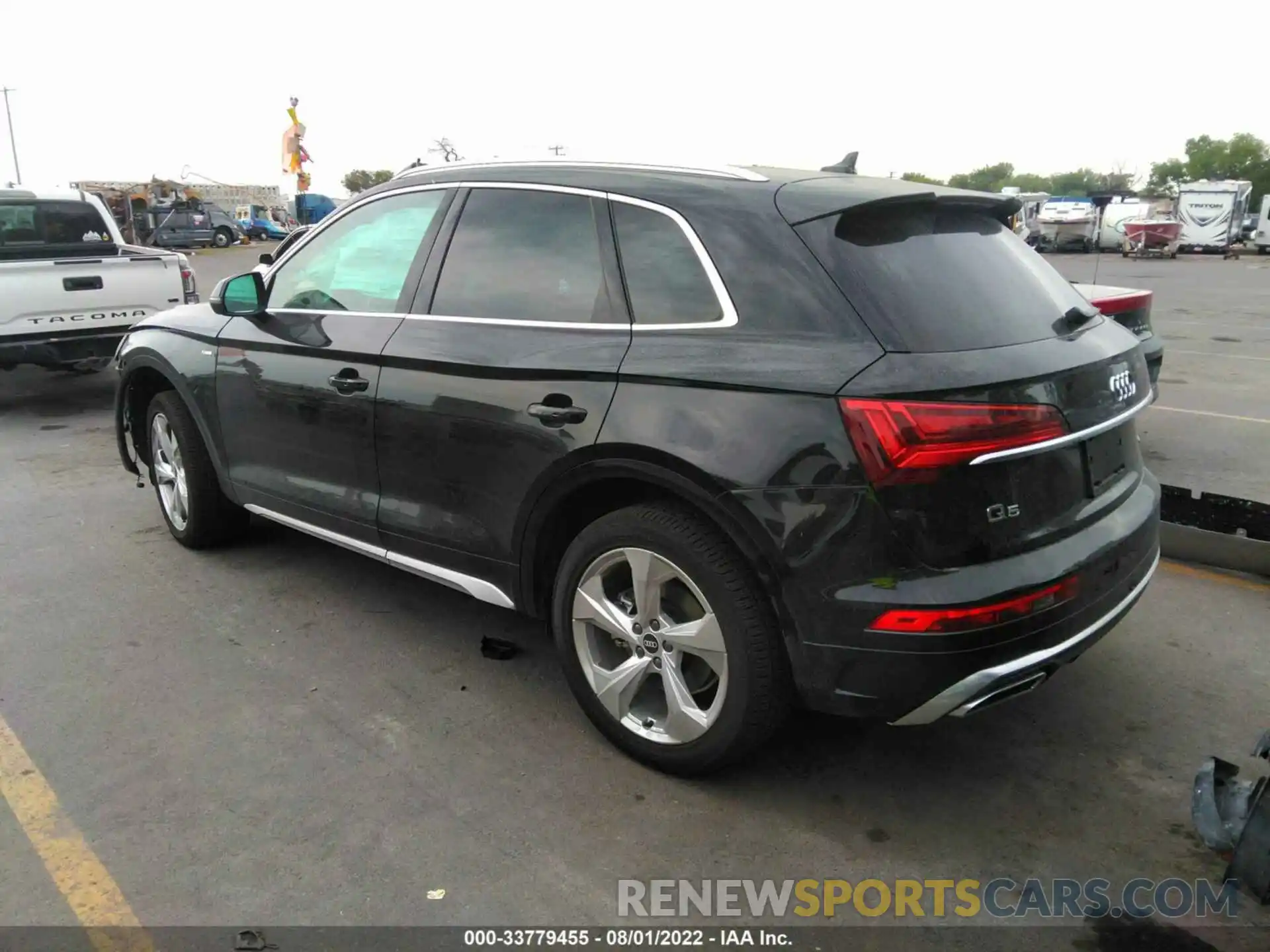 3 Photograph of a damaged car WA1EAAFY8N2015860 AUDI Q5 2022