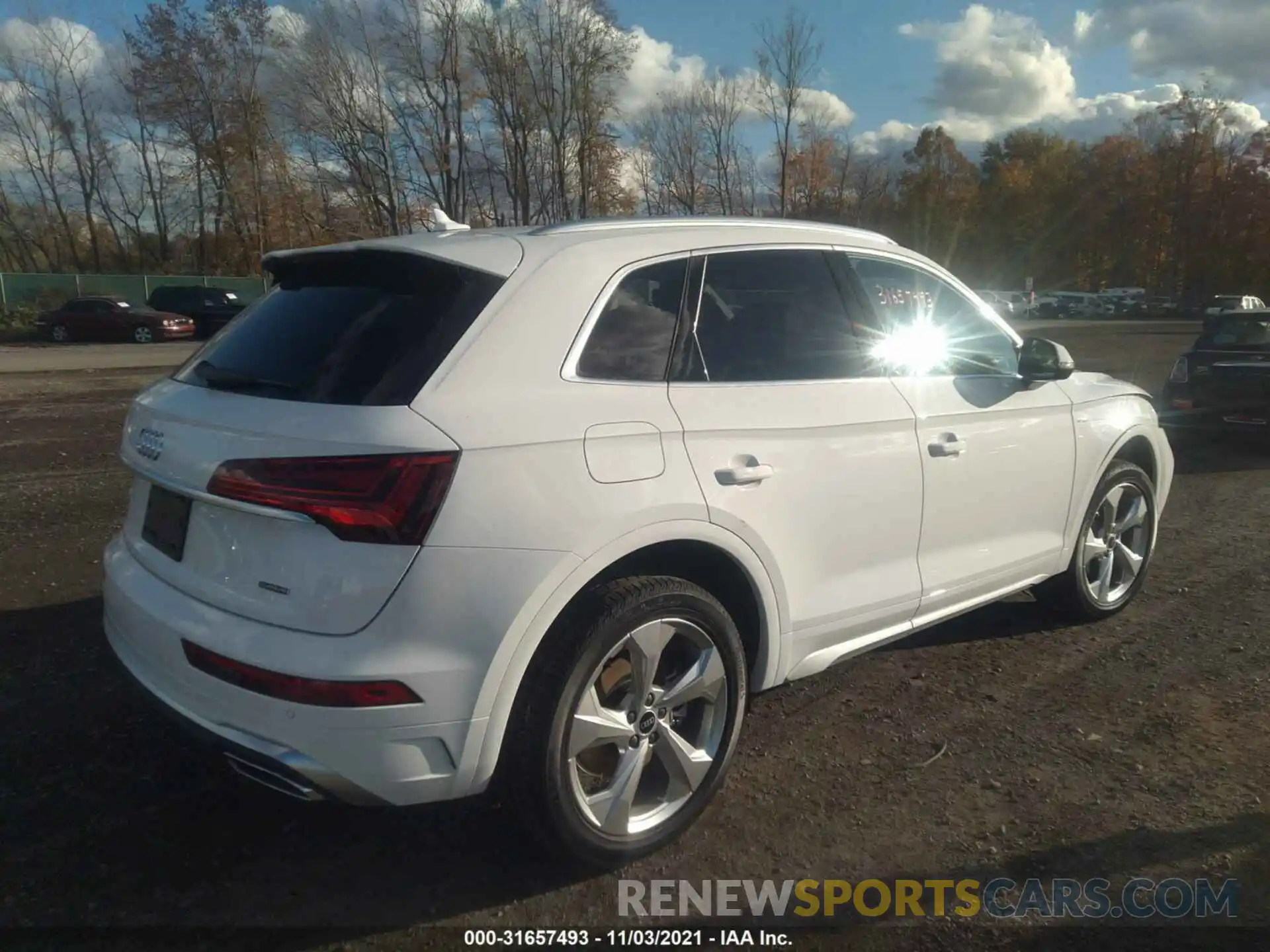 4 Photograph of a damaged car WA1EAAFY9N2007847 AUDI Q5 2022