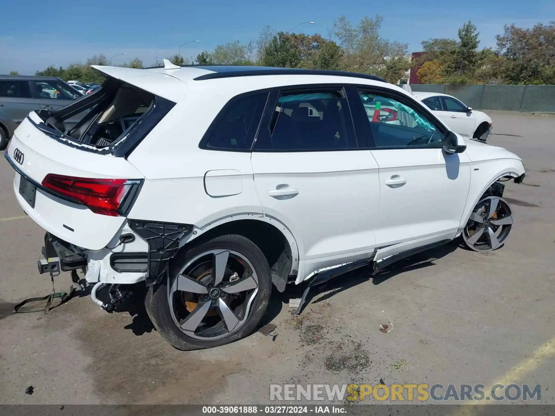 20 Фотография поврежденного автомобиля WA1EAAFY9N2122609 AUDI Q5 2022