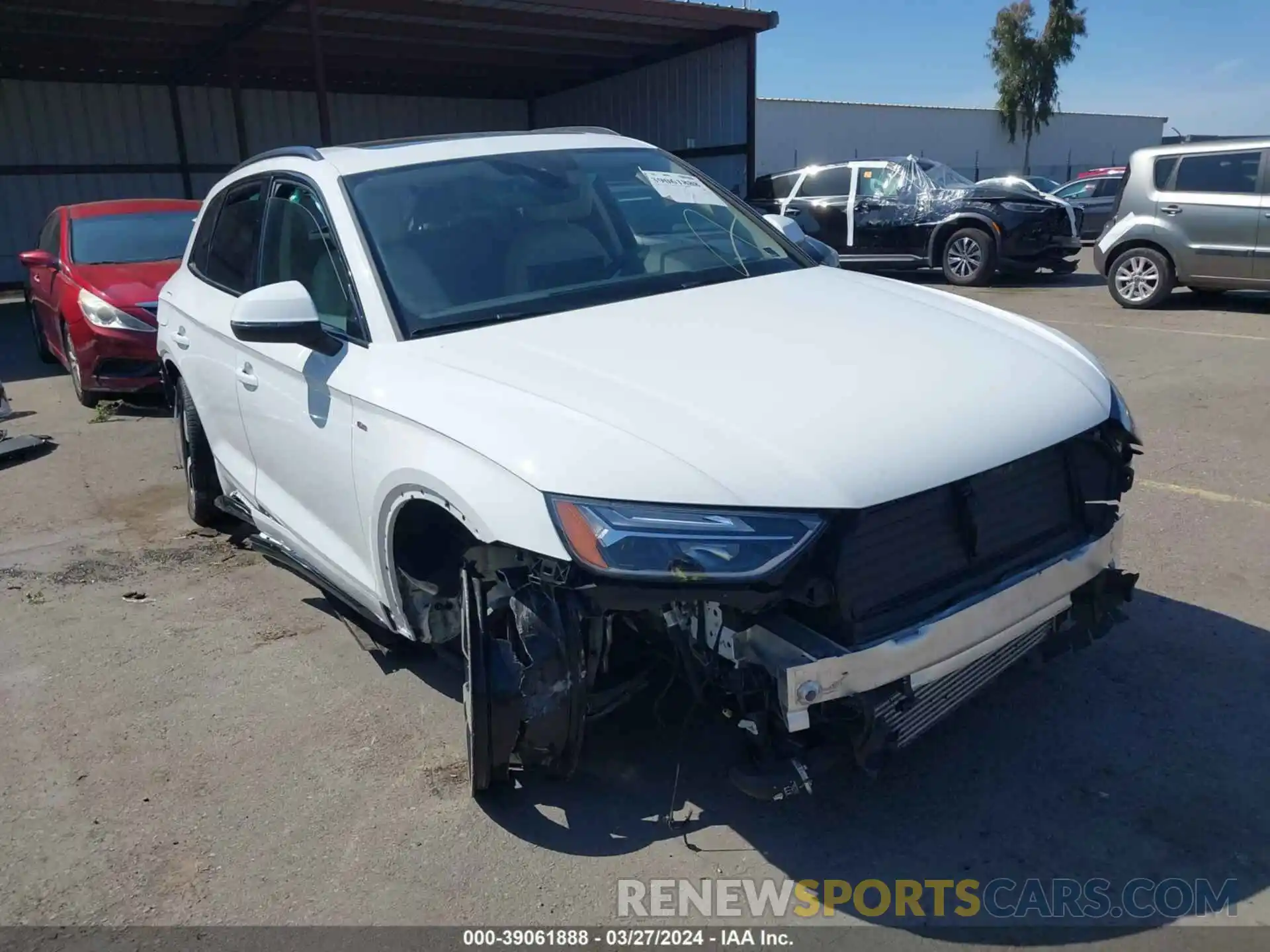 6 Photograph of a damaged car WA1EAAFY9N2122609 AUDI Q5 2022