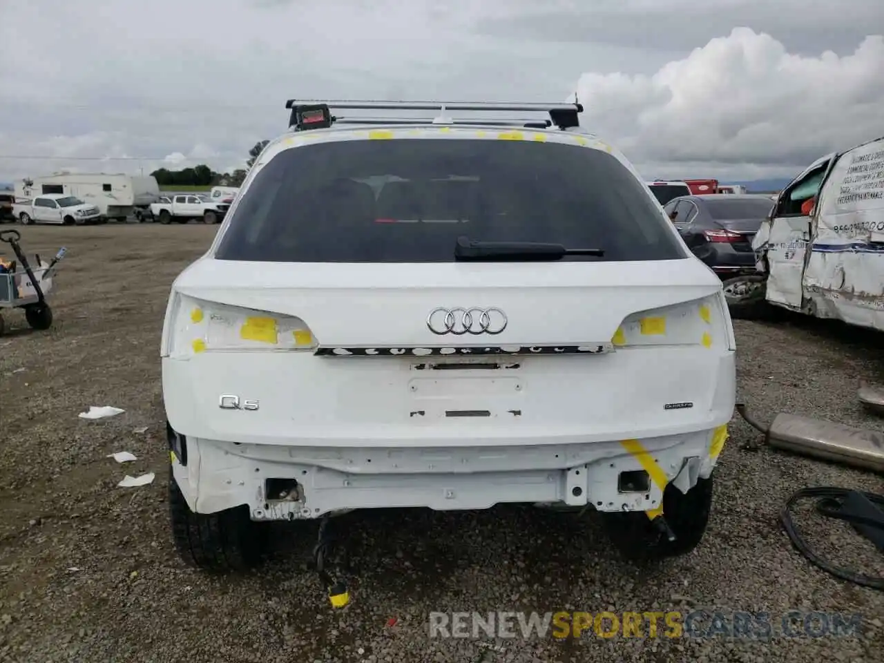 6 Photograph of a damaged car WA1EAAFYXN2113644 AUDI Q5 2022