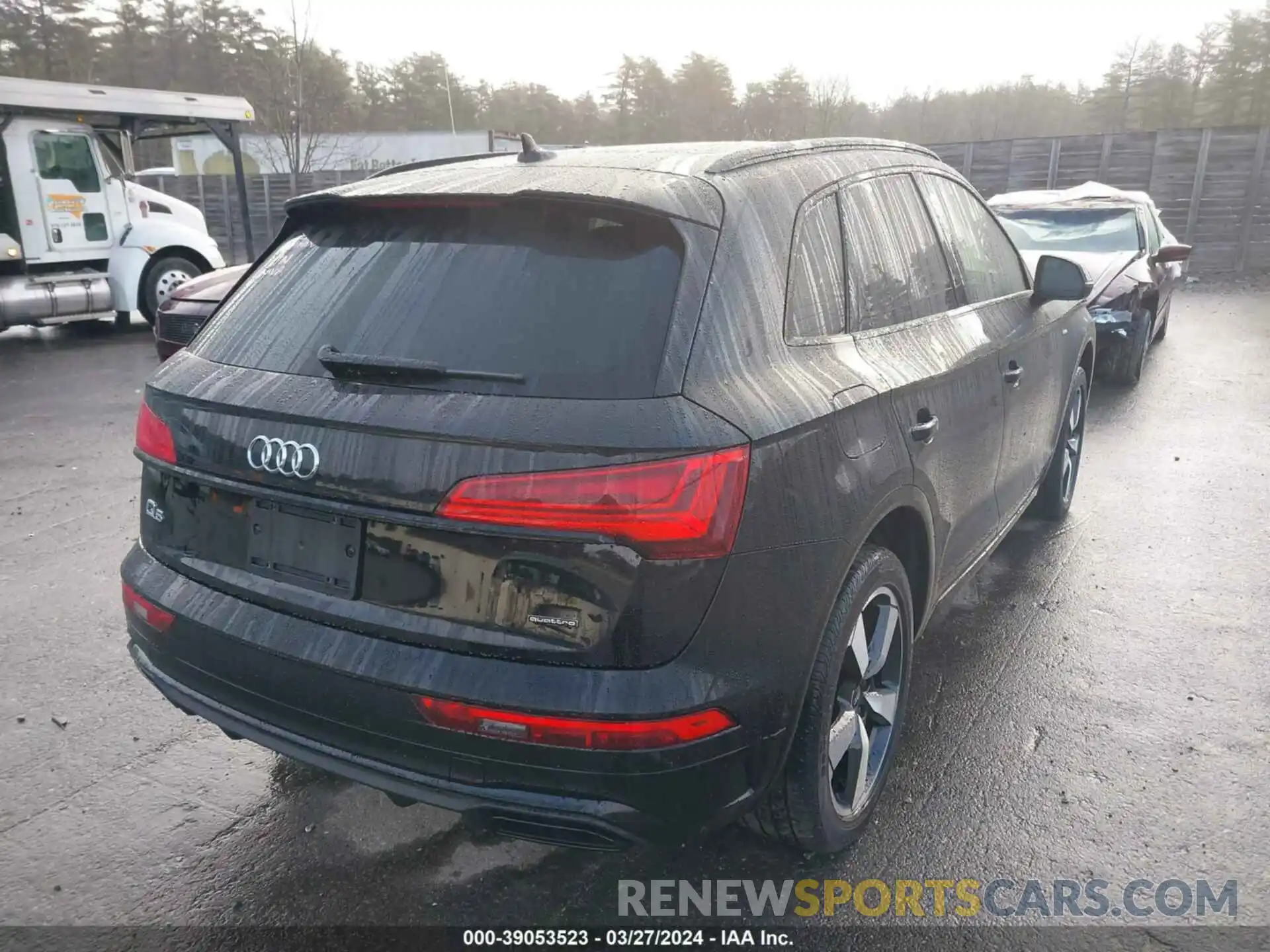 4 Фотография поврежденного автомобиля WA1FAAFY1N2110975 AUDI Q5 2022