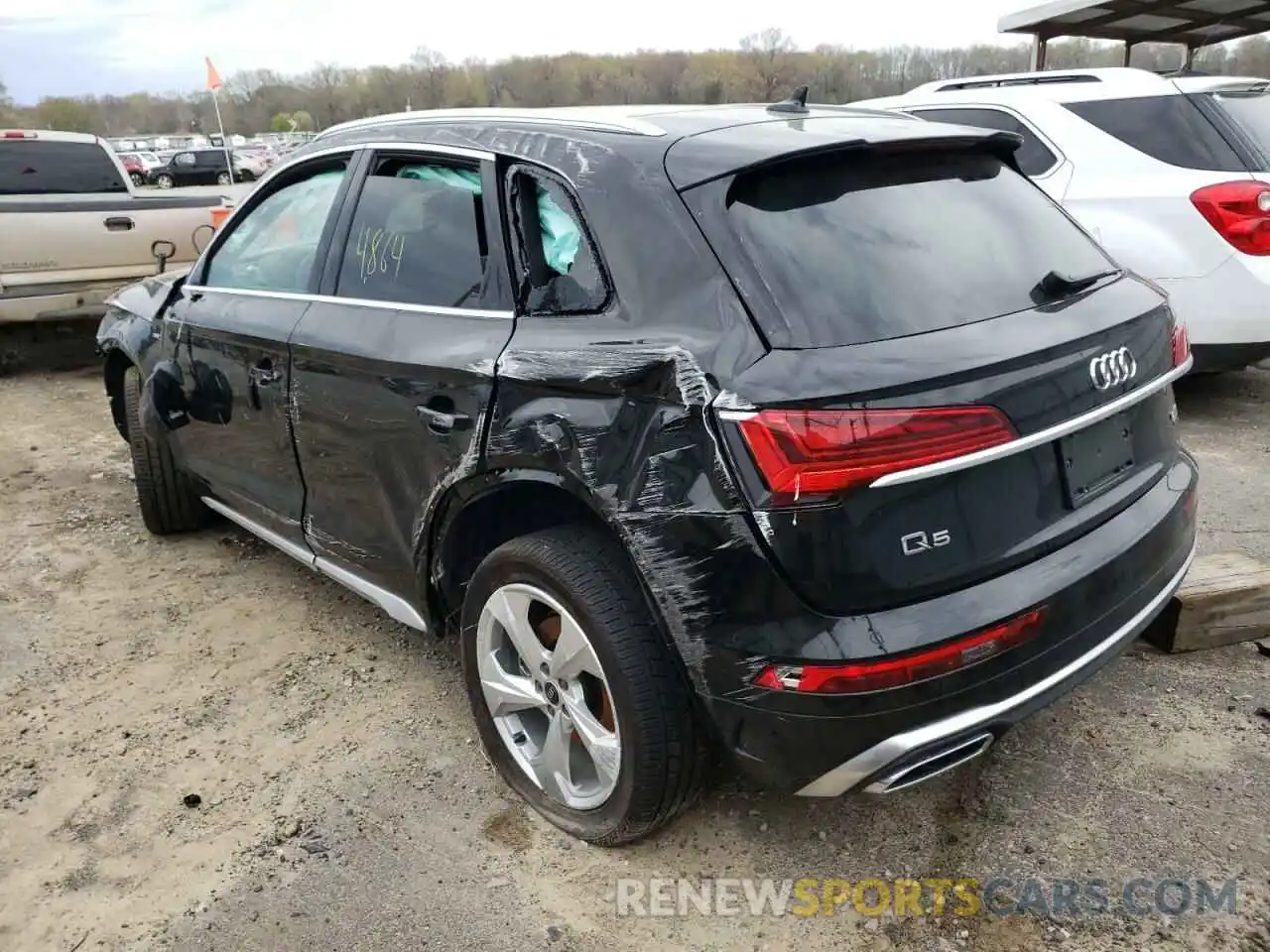 3 Photograph of a damaged car WA1FAAFY5N2034578 AUDI Q5 2022