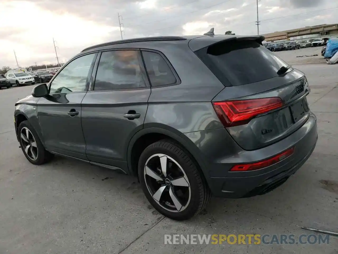 2 Фотография поврежденного автомобиля WA1FAAFY5N2043412 AUDI Q5 2022