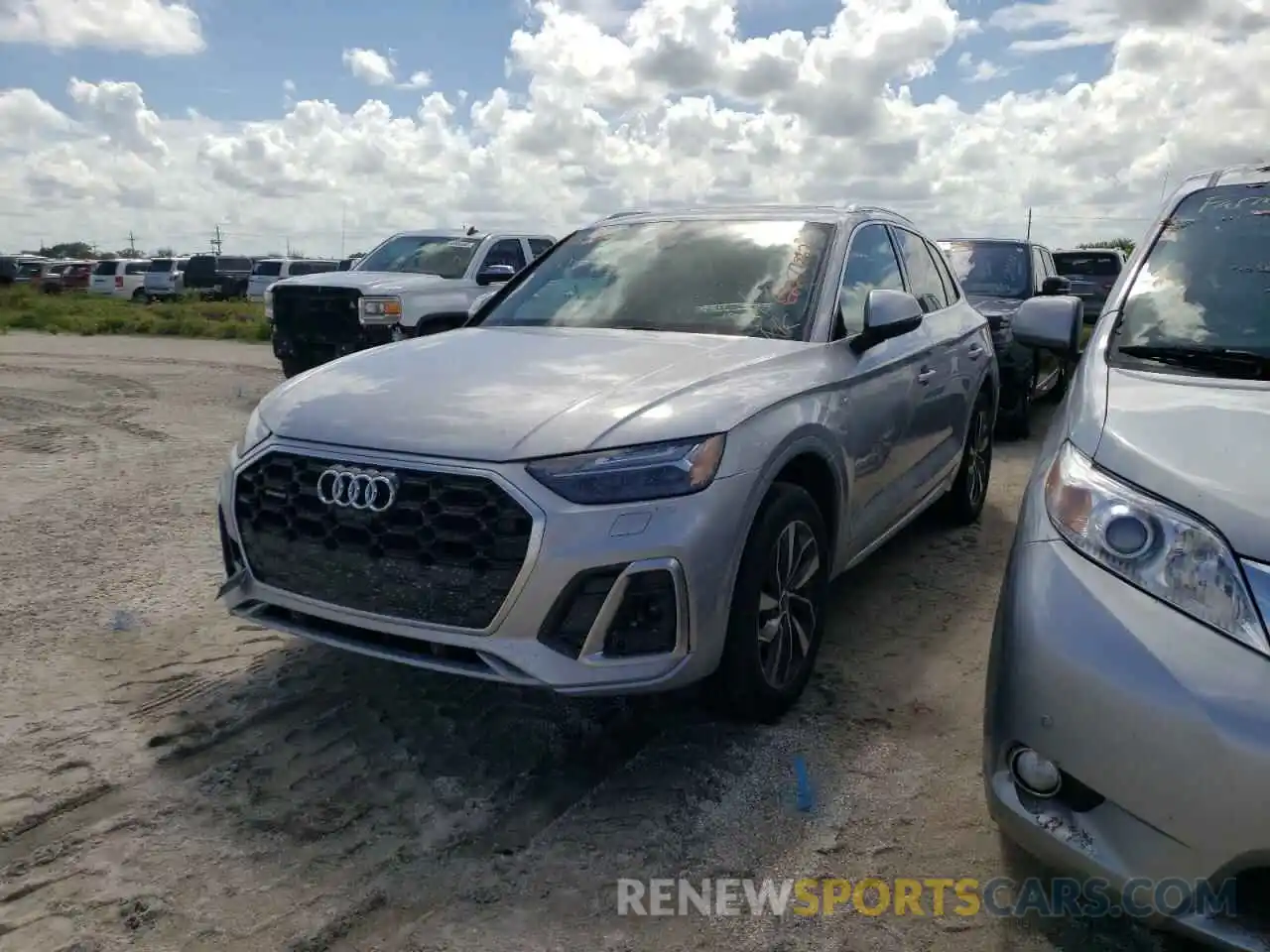 2 Photograph of a damaged car WA1FAAFYXN2042806 AUDI Q5 2022