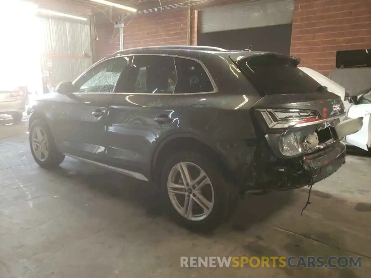 3 Photograph of a damaged car WA1G2AFY5N2007026 AUDI Q5 2022