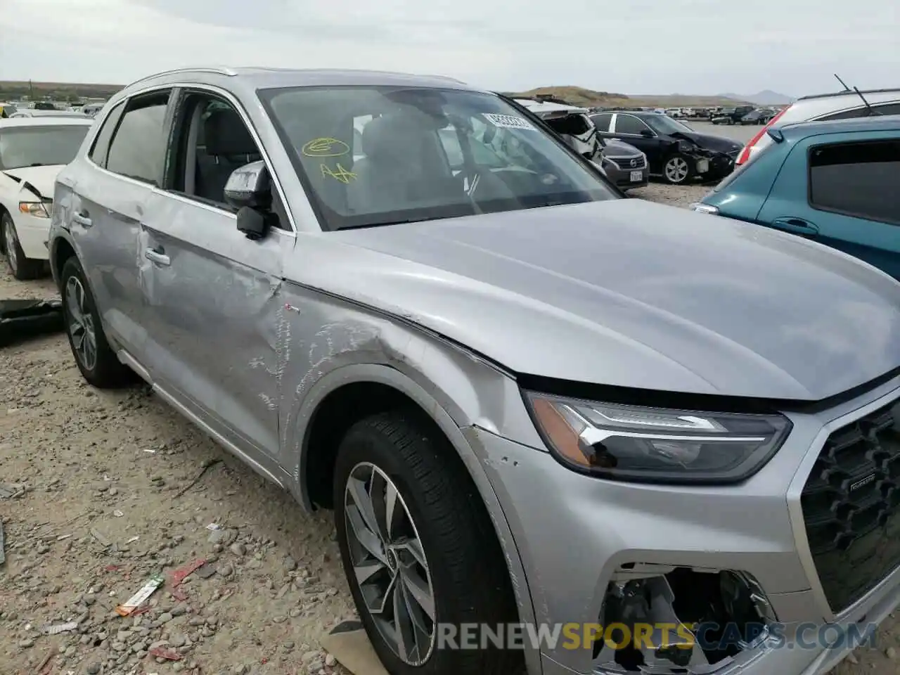 9 Photograph of a damaged car WA1GAAFY0N2050949 AUDI Q5 2022