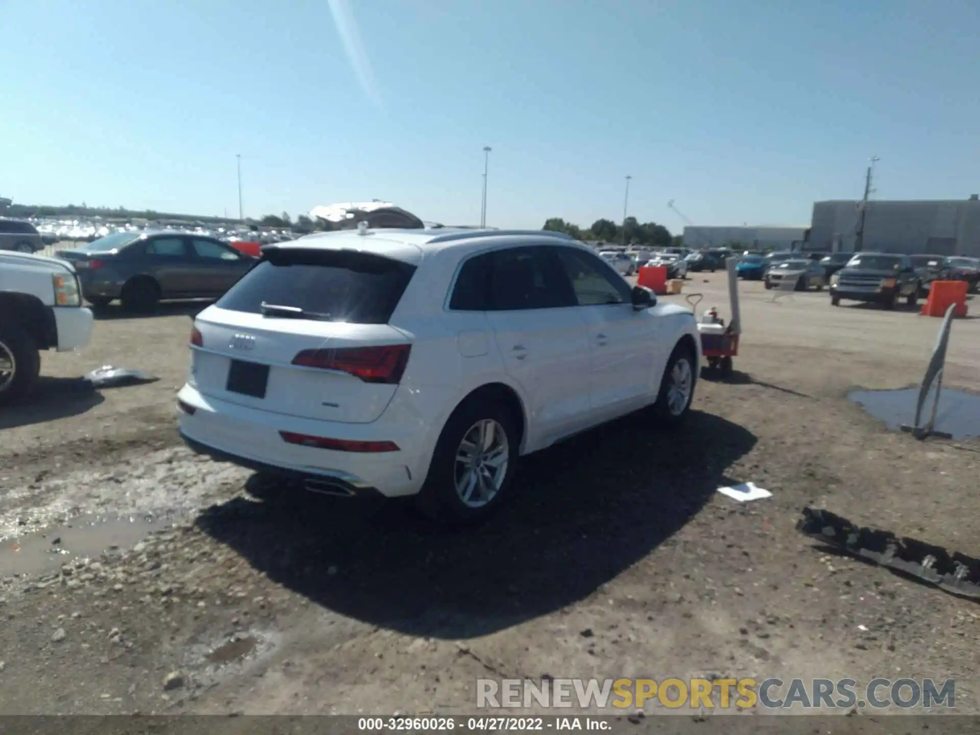 4 Photograph of a damaged car WA1GAAFY2N2016981 AUDI Q5 2022