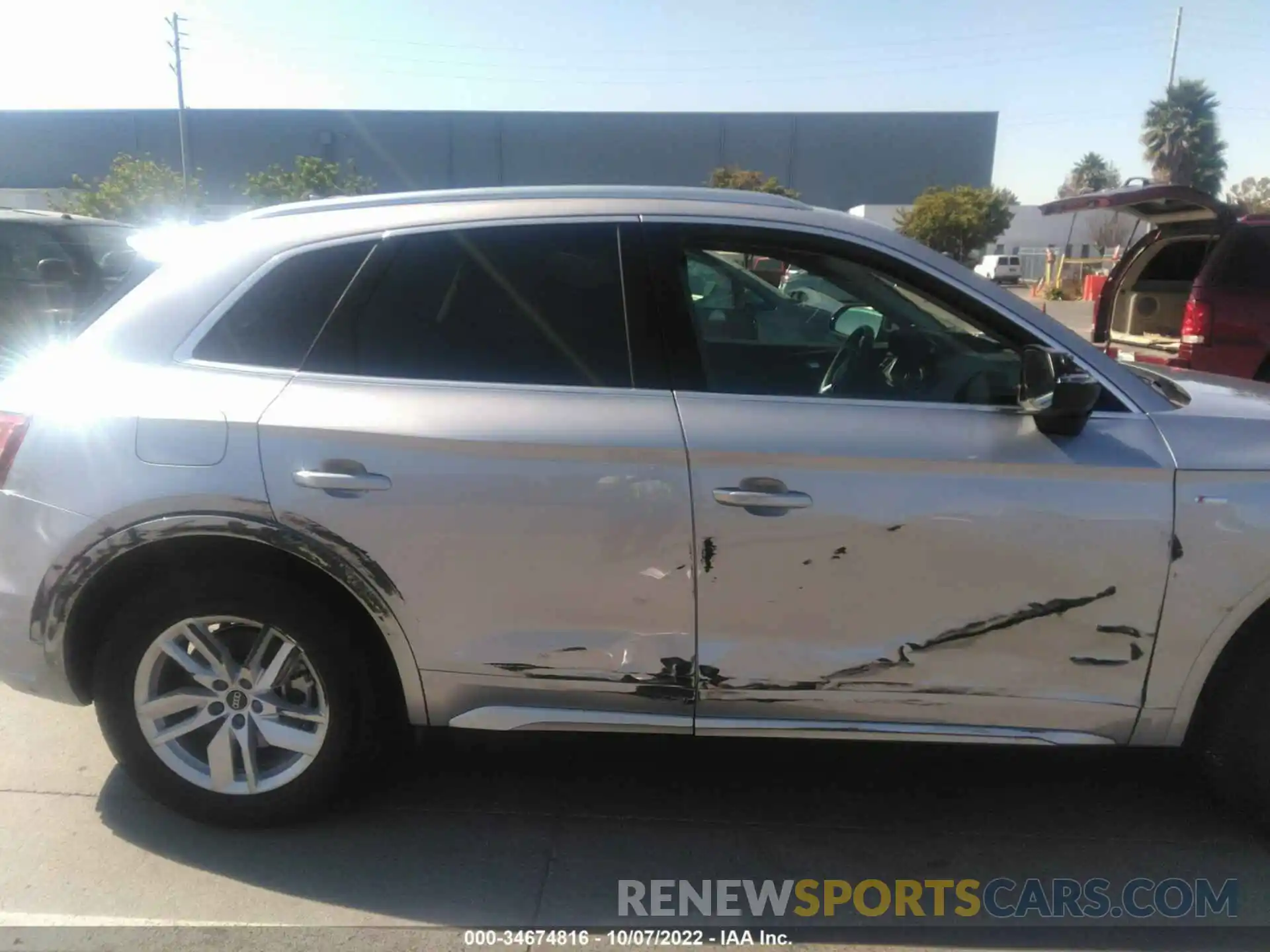 6 Photograph of a damaged car WA1GAAFY2N2058969 AUDI Q5 2022