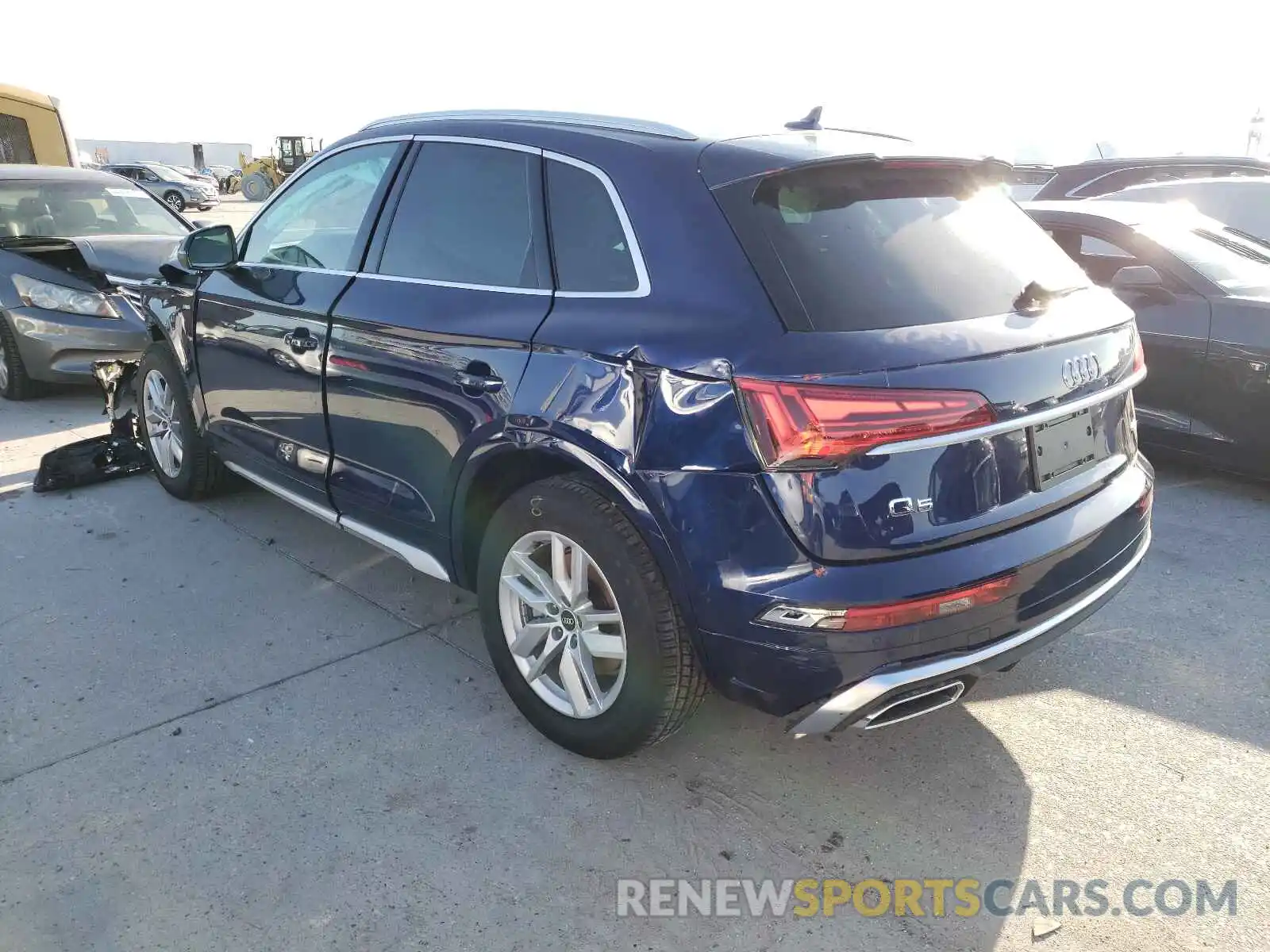 3 Photograph of a damaged car WA1GAAFY3N2004449 AUDI Q5 2022