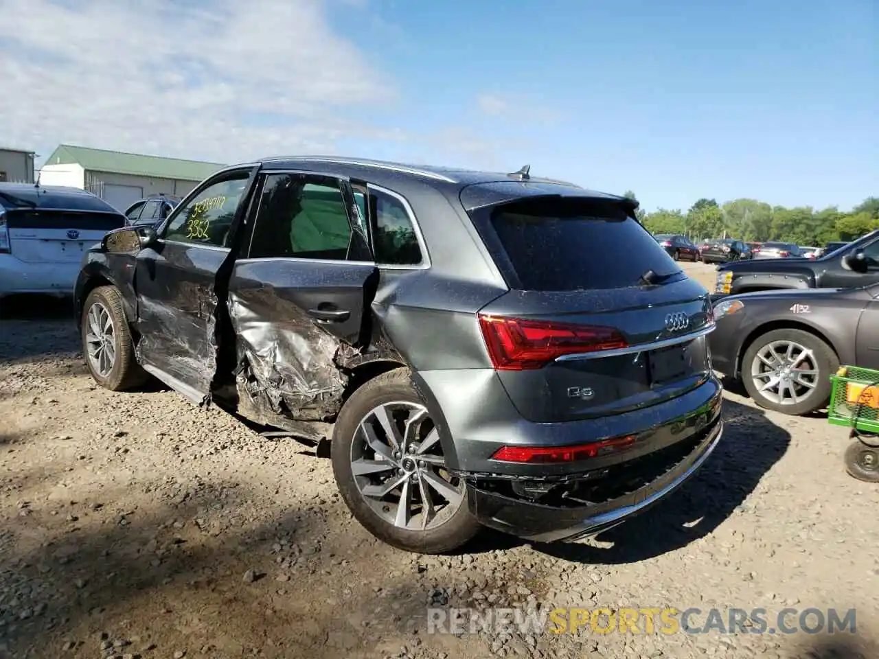 3 Photograph of a damaged car WA1GAAFY3N2055322 AUDI Q5 2022