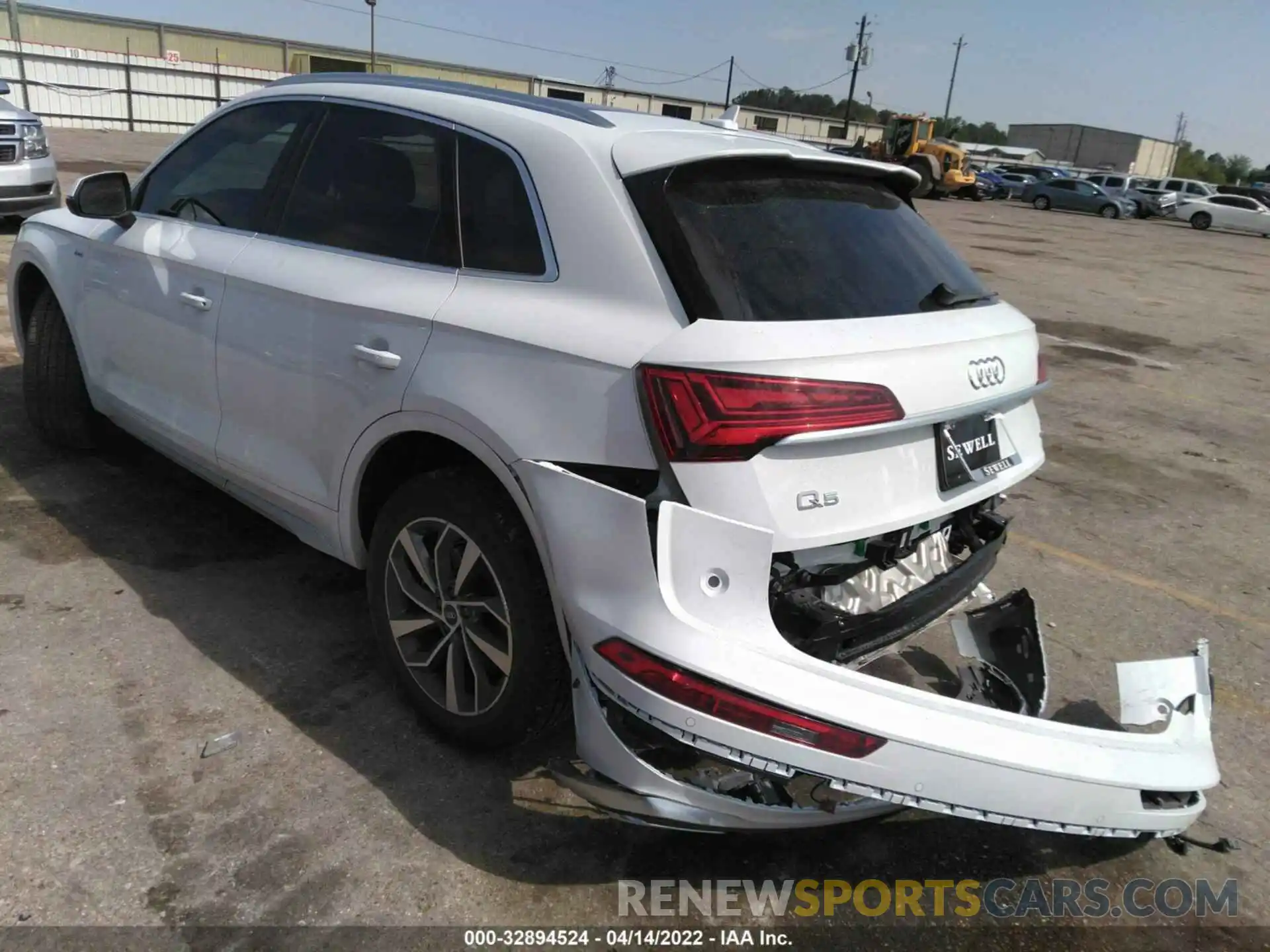 3 Фотография поврежденного автомобиля WA1GAAFY4N2052087 AUDI Q5 2022