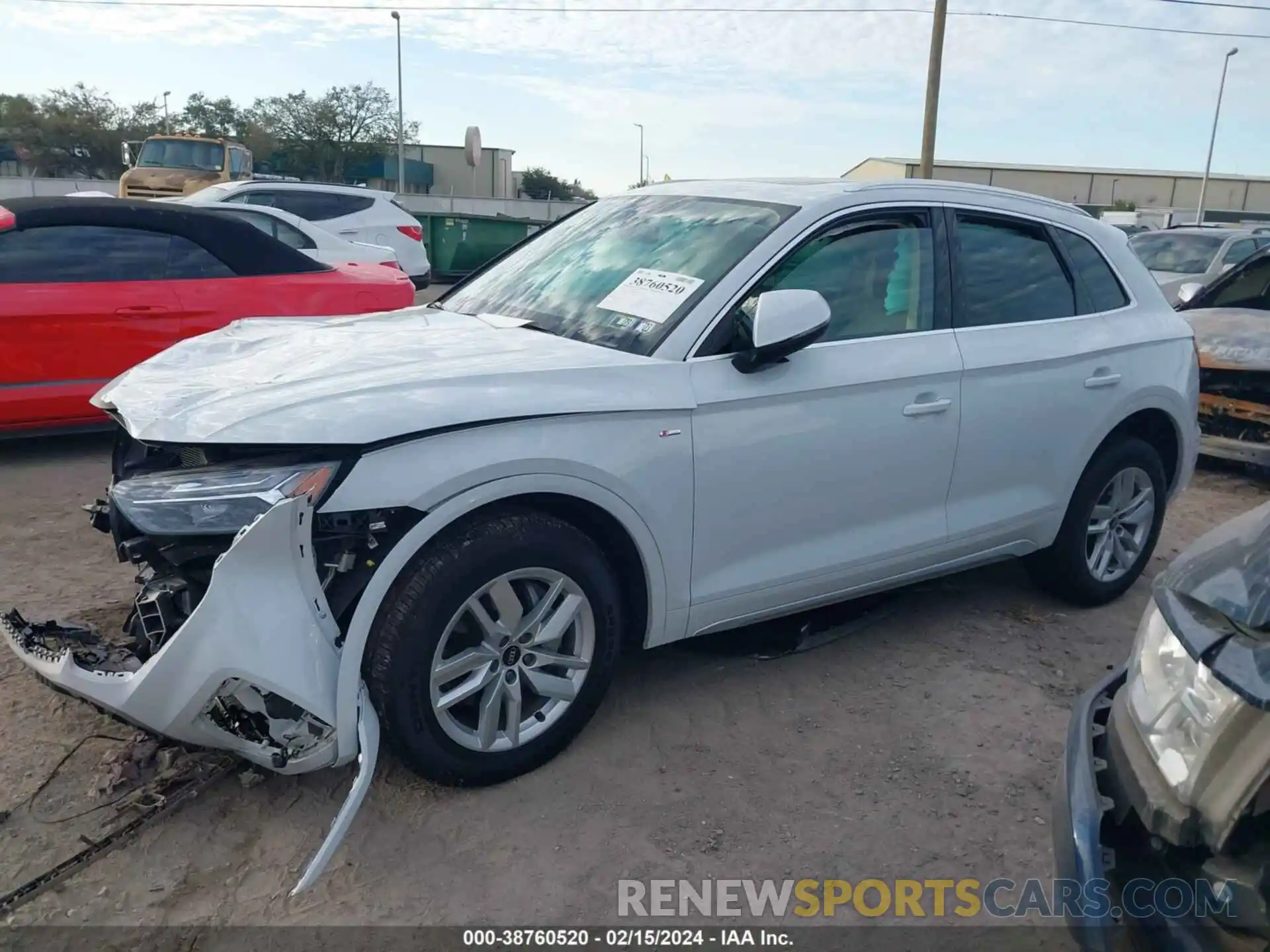 14 Photograph of a damaged car WA1GAAFY5N2086846 AUDI Q5 2022