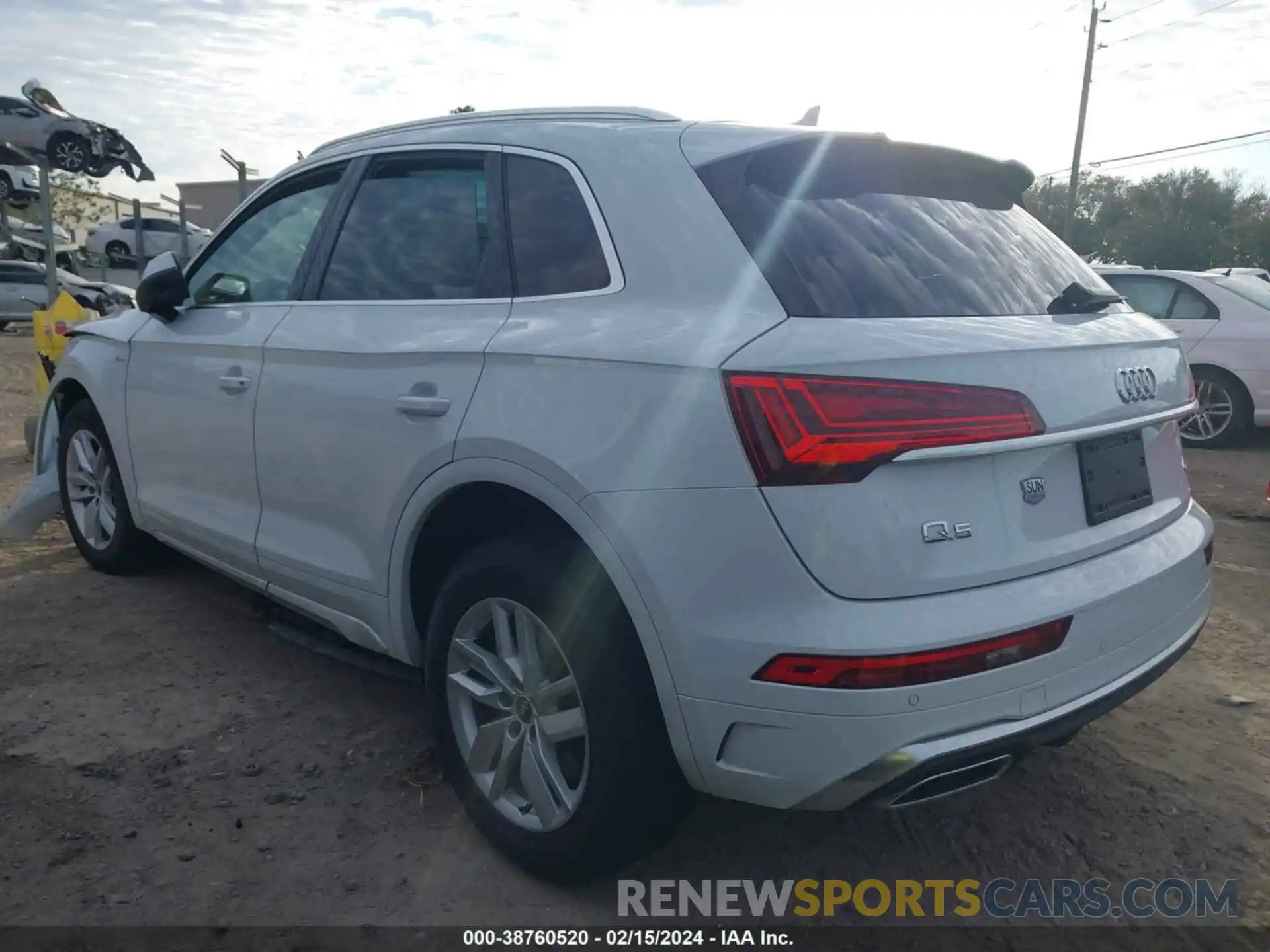 3 Photograph of a damaged car WA1GAAFY5N2086846 AUDI Q5 2022