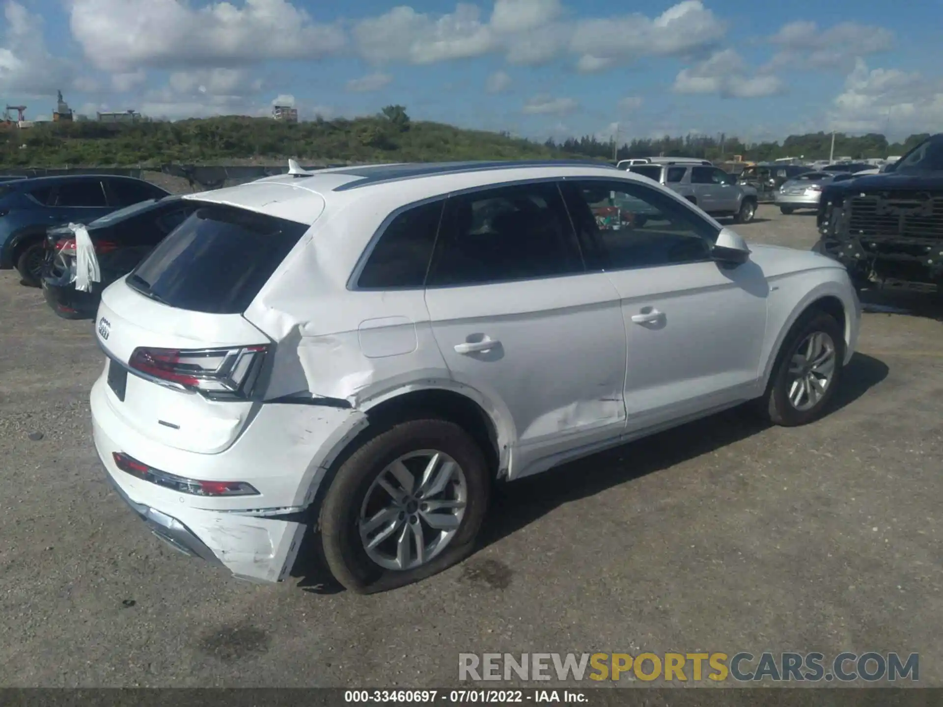 4 Photograph of a damaged car WA1GAAFY7N2056845 AUDI Q5 2022