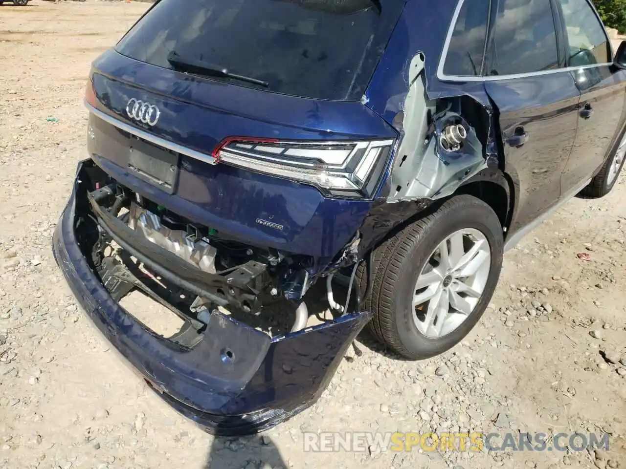 9 Photograph of a damaged car WA1GAAFY8N2046681 AUDI Q5 2022