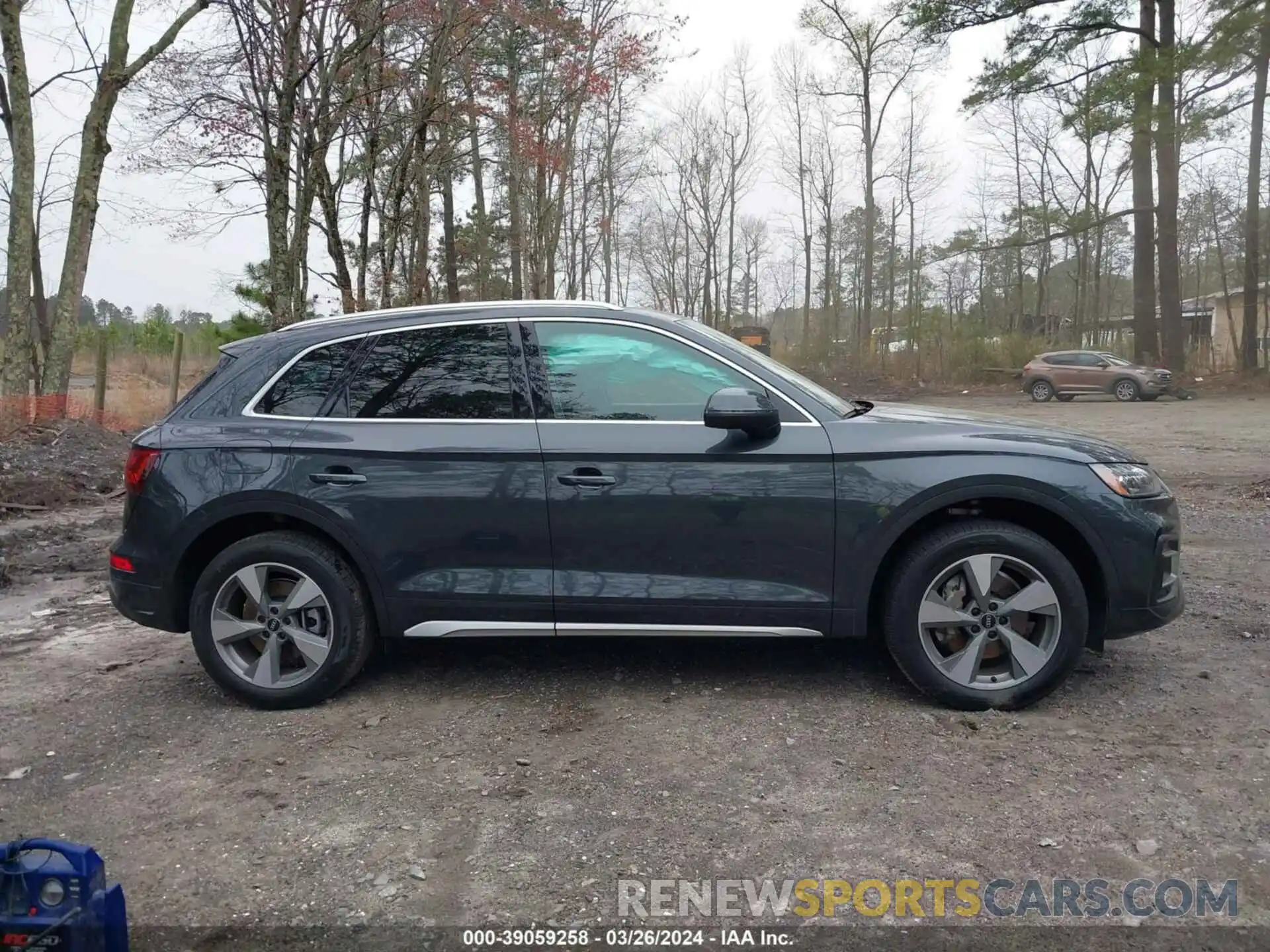 13 Photograph of a damaged car WA1BBAFY9P2Y12873 AUDI Q5 2023