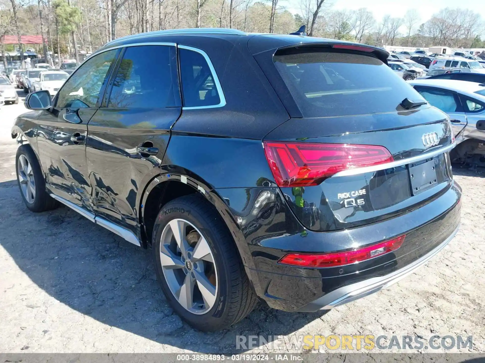 3 Photograph of a damaged car WA1BBAFYXP2004507 AUDI Q5 2023